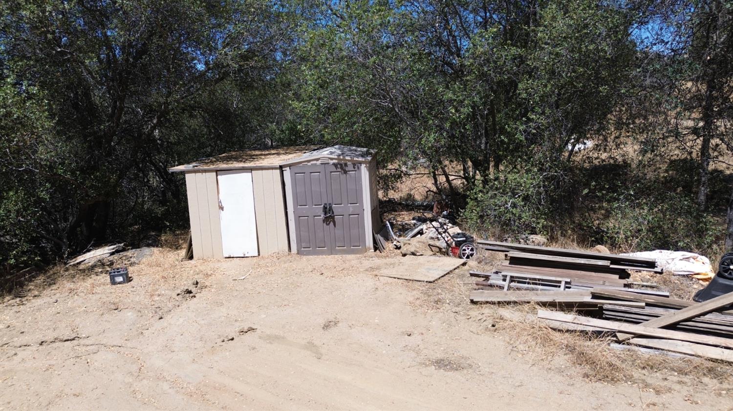 25 Buckaroo Lane
