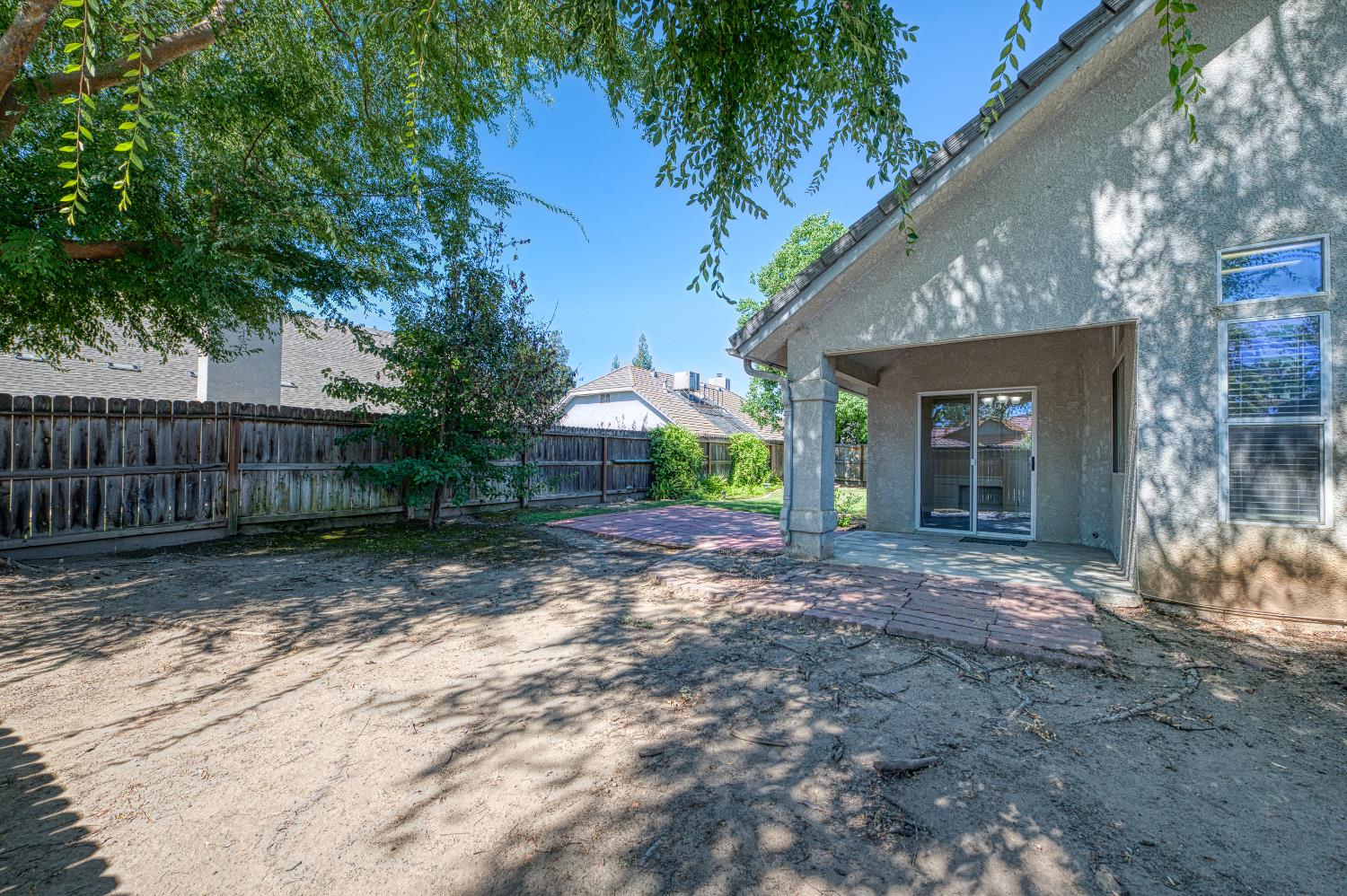 2231 E Pryor Drive