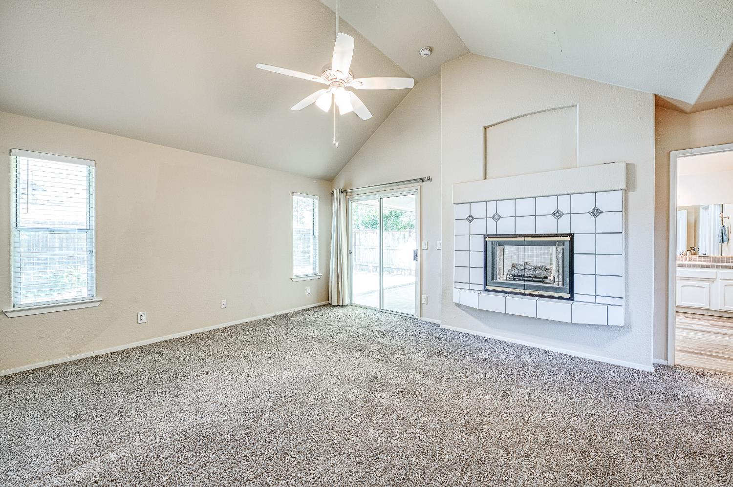 2231 E Pryor Drive