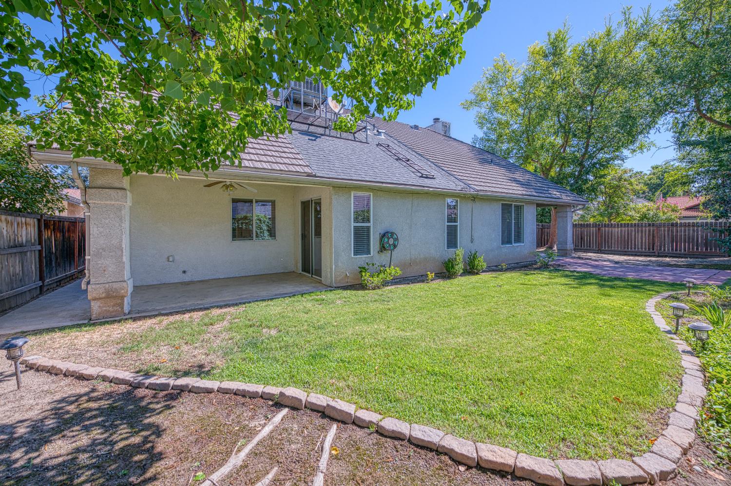 2231 E Pryor Drive