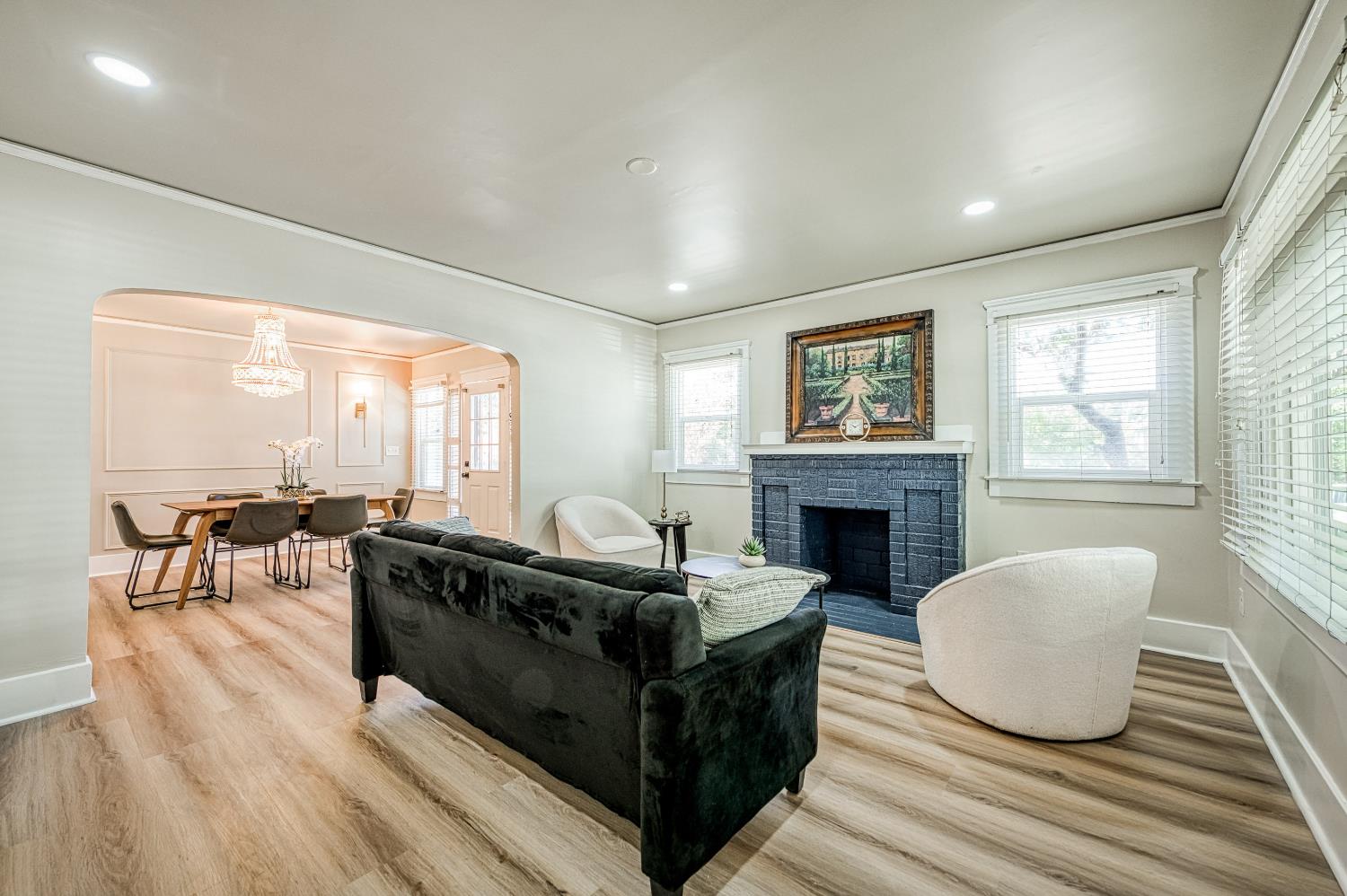 506 E Vassar