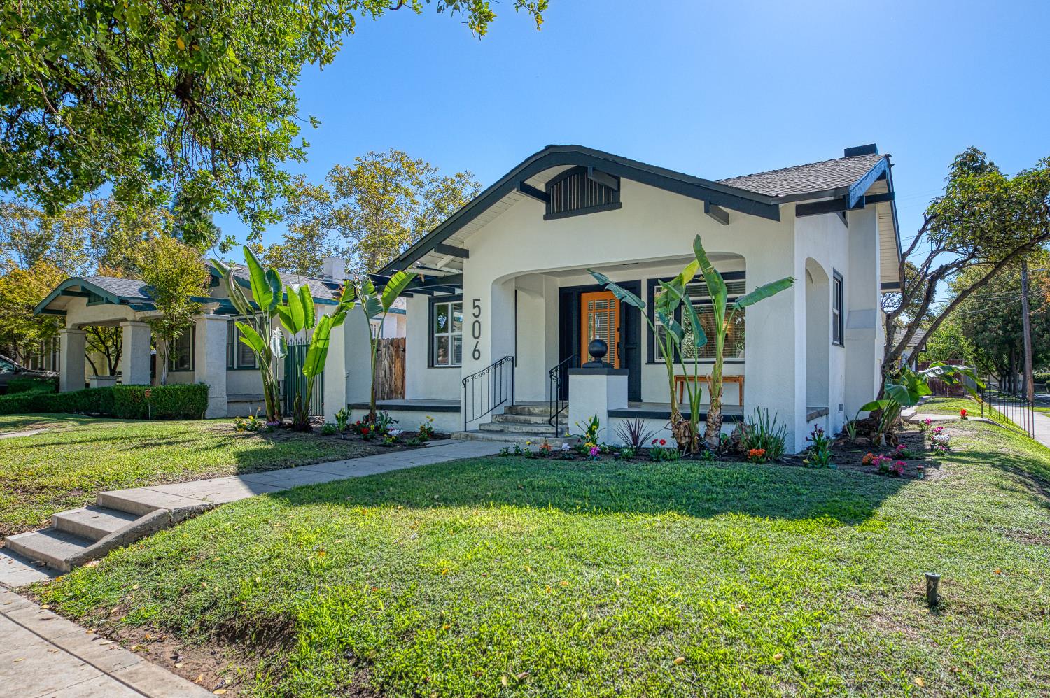 506 E Vassar