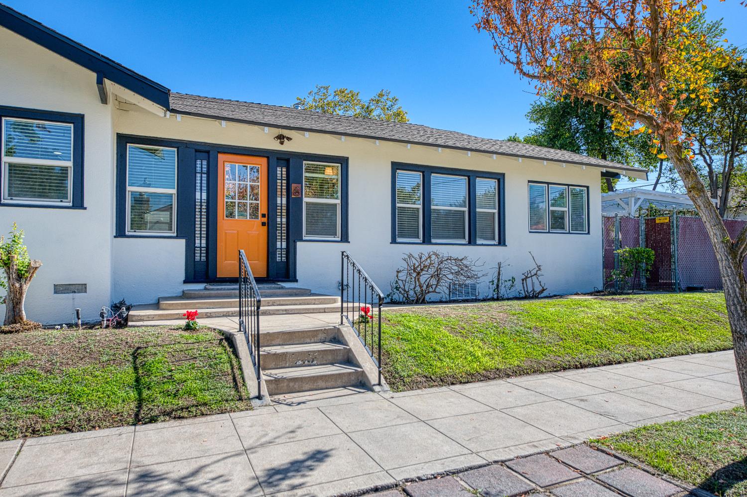 506 E Vassar