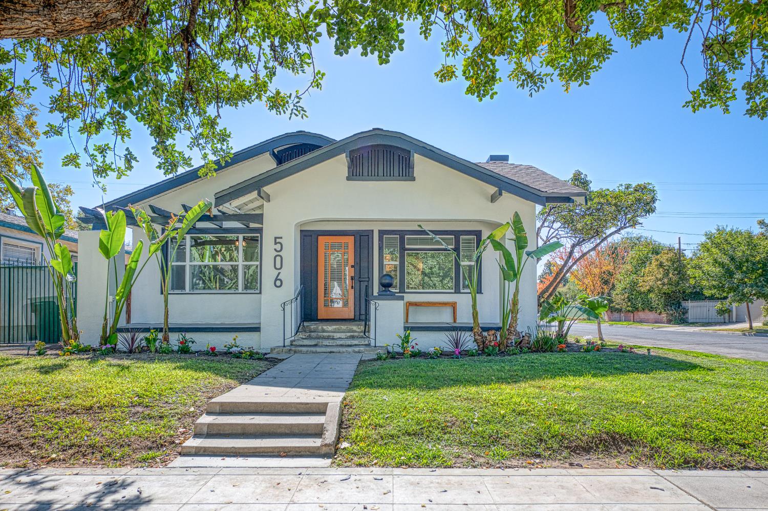 506 E Vassar