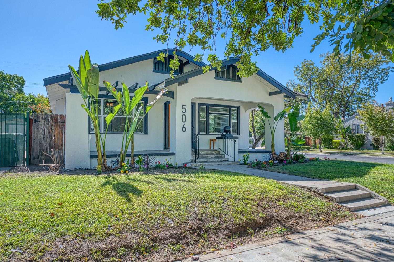 506 E Vassar