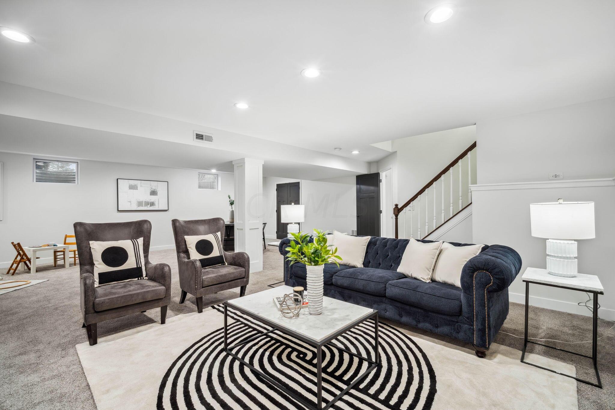 10621 Black Oak Drive