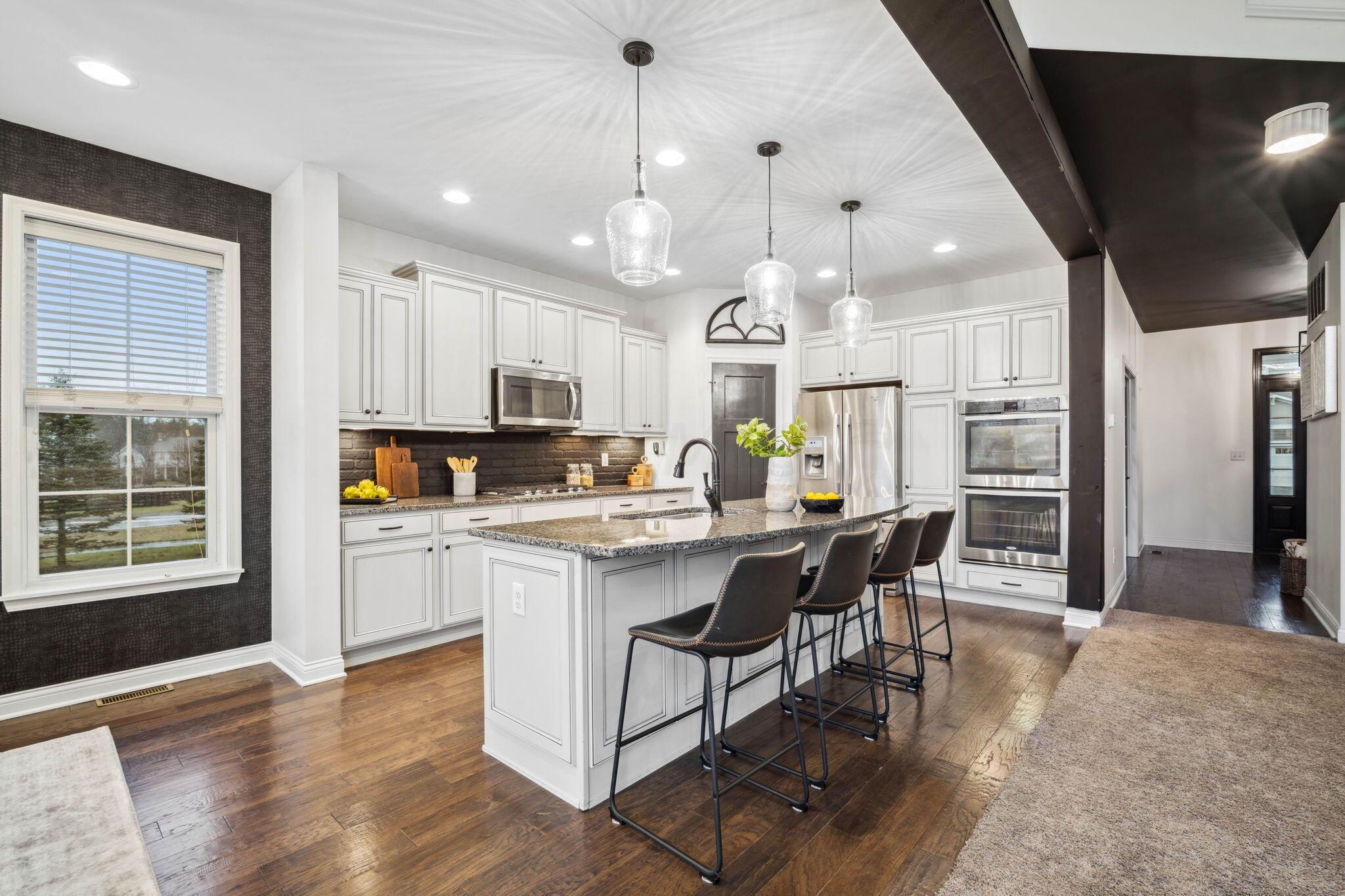 10621 Black Oak Drive