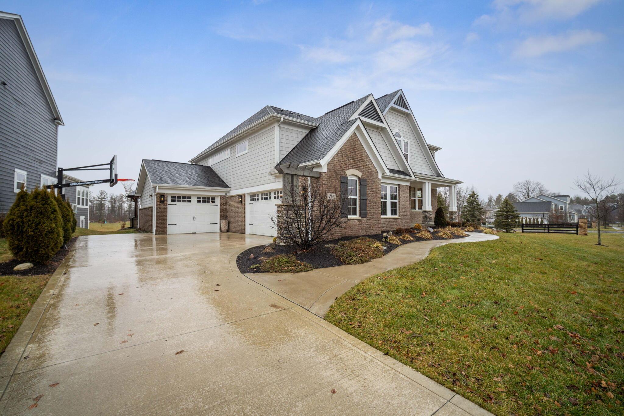 10621 Black Oak Drive