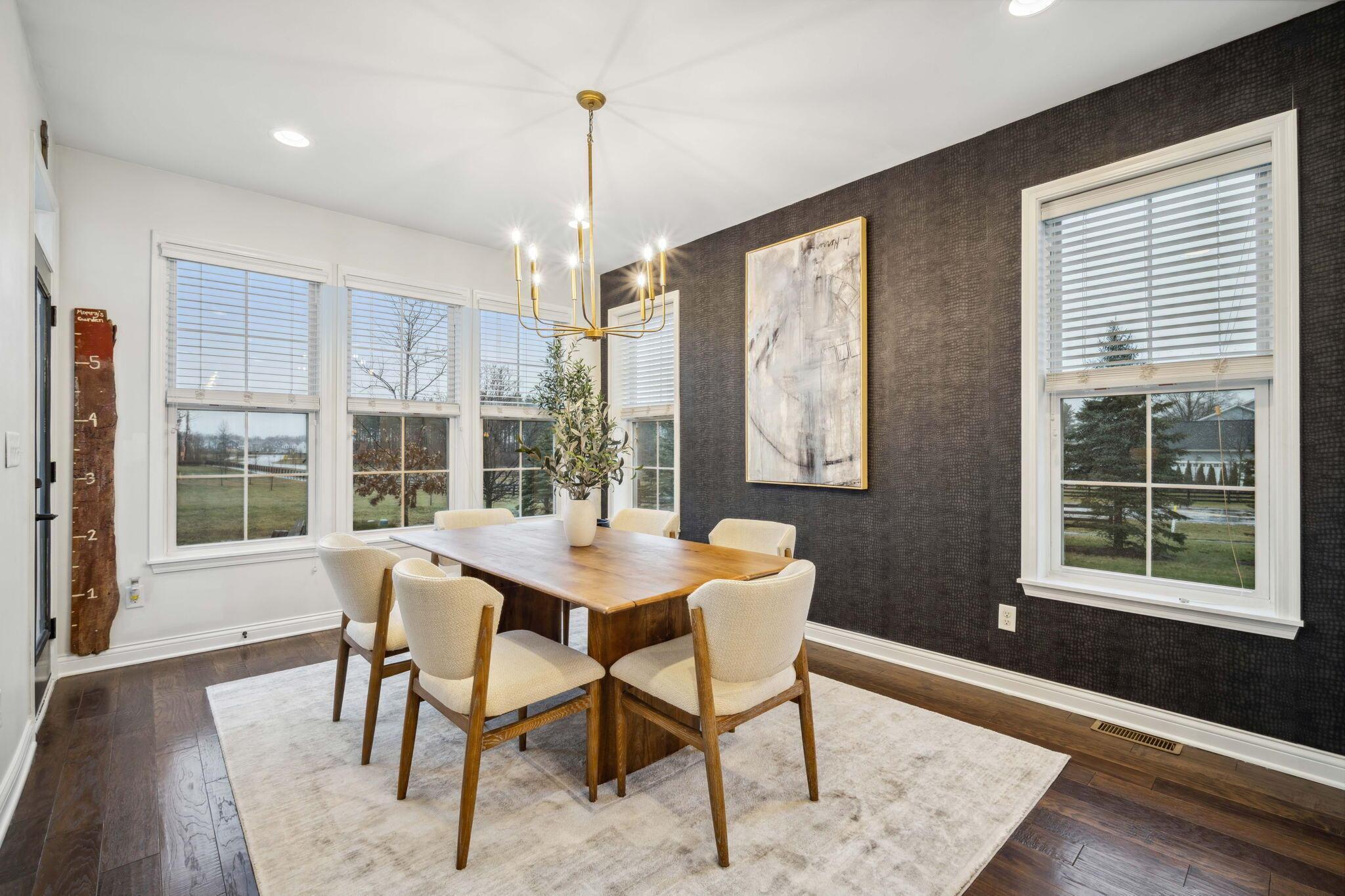 10621 Black Oak Drive