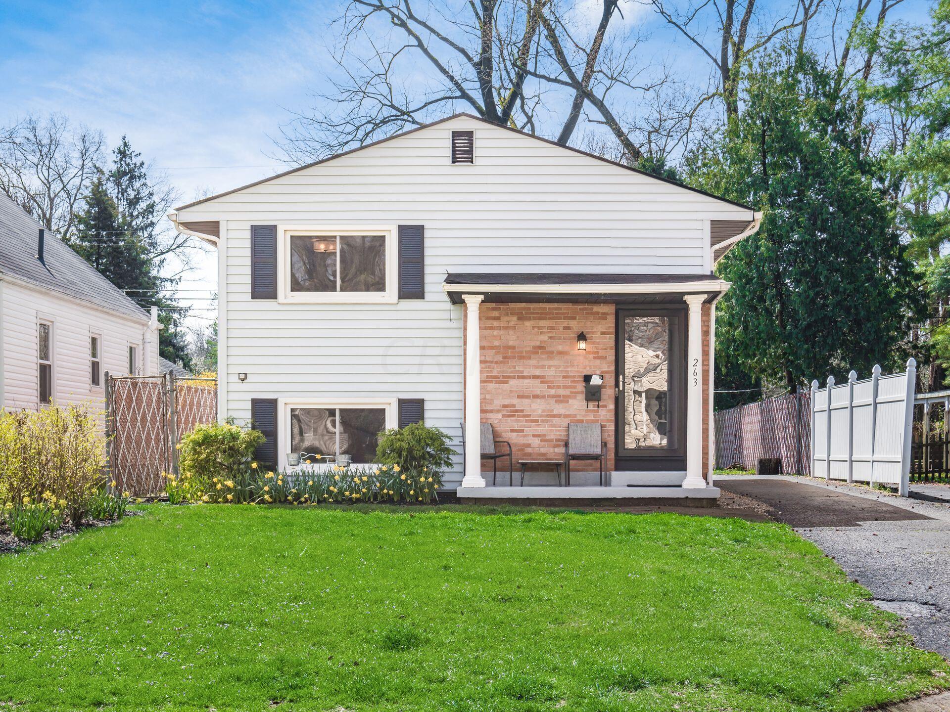 263 W Kanawha Avenue