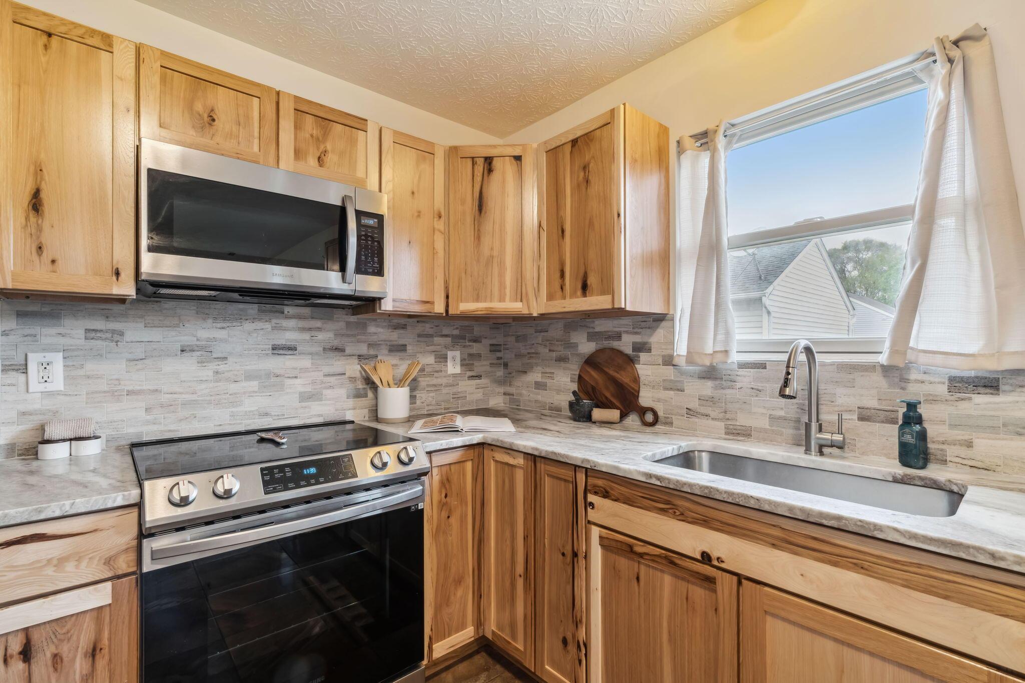 3048 Historical Avenue, 247