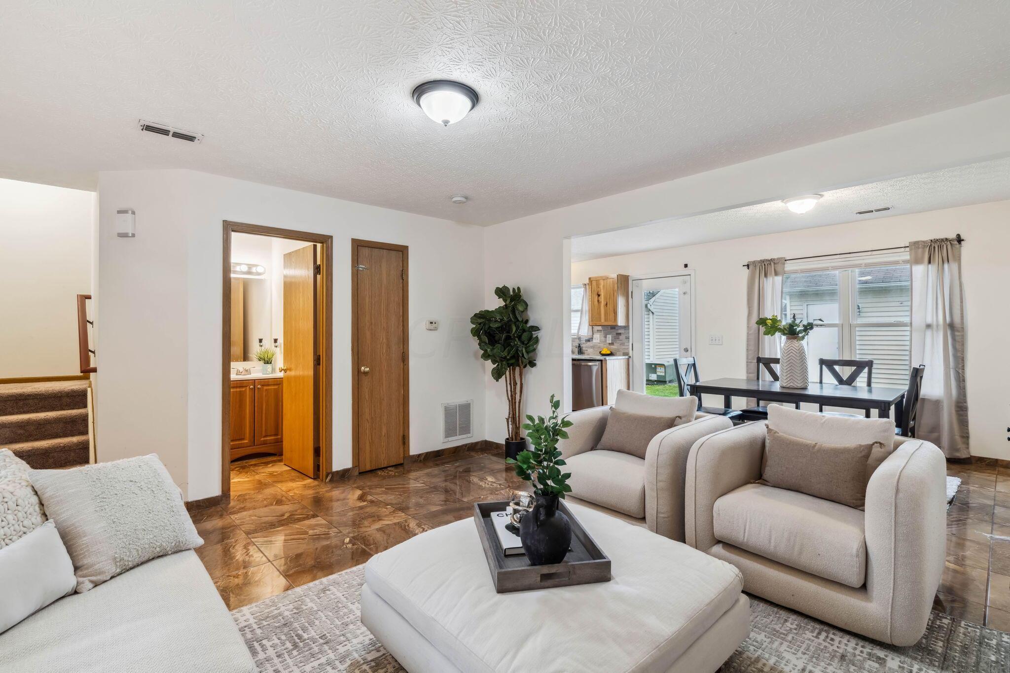 3048 Historical Avenue, 247