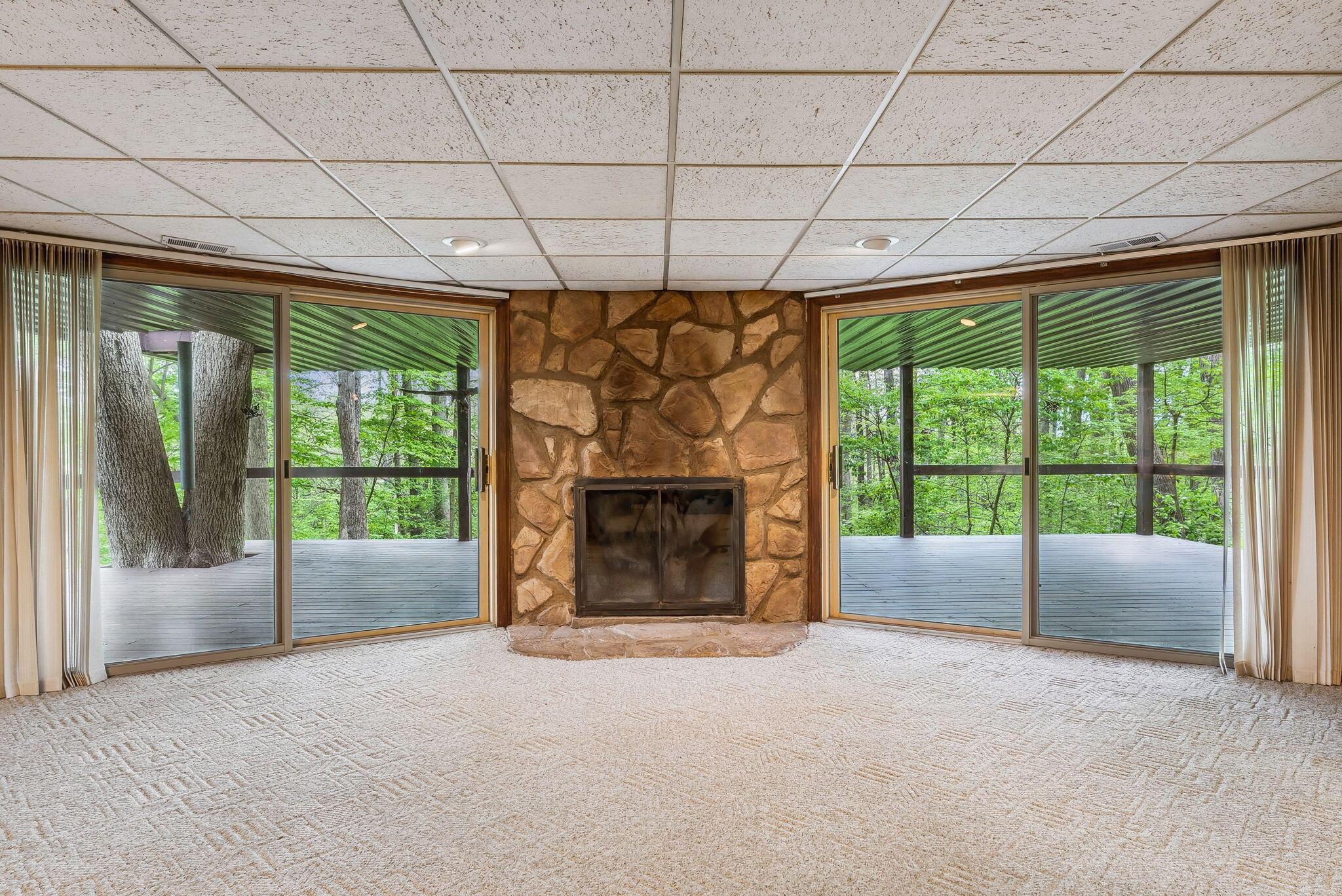 8641 Porter Central Road