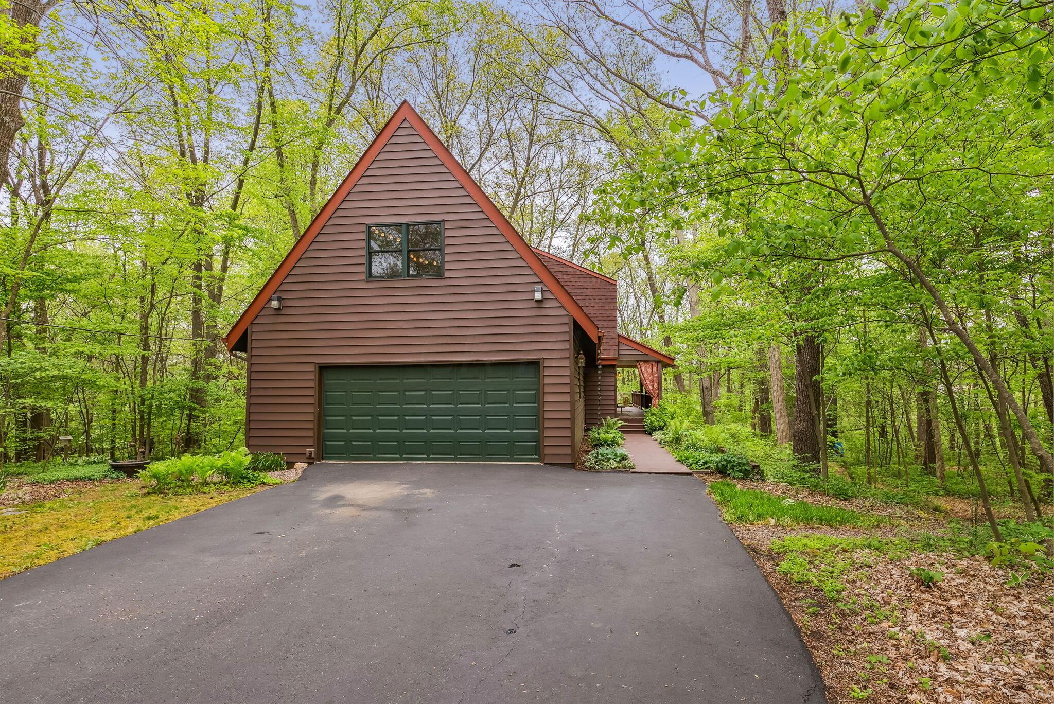 8641 Porter Central Road