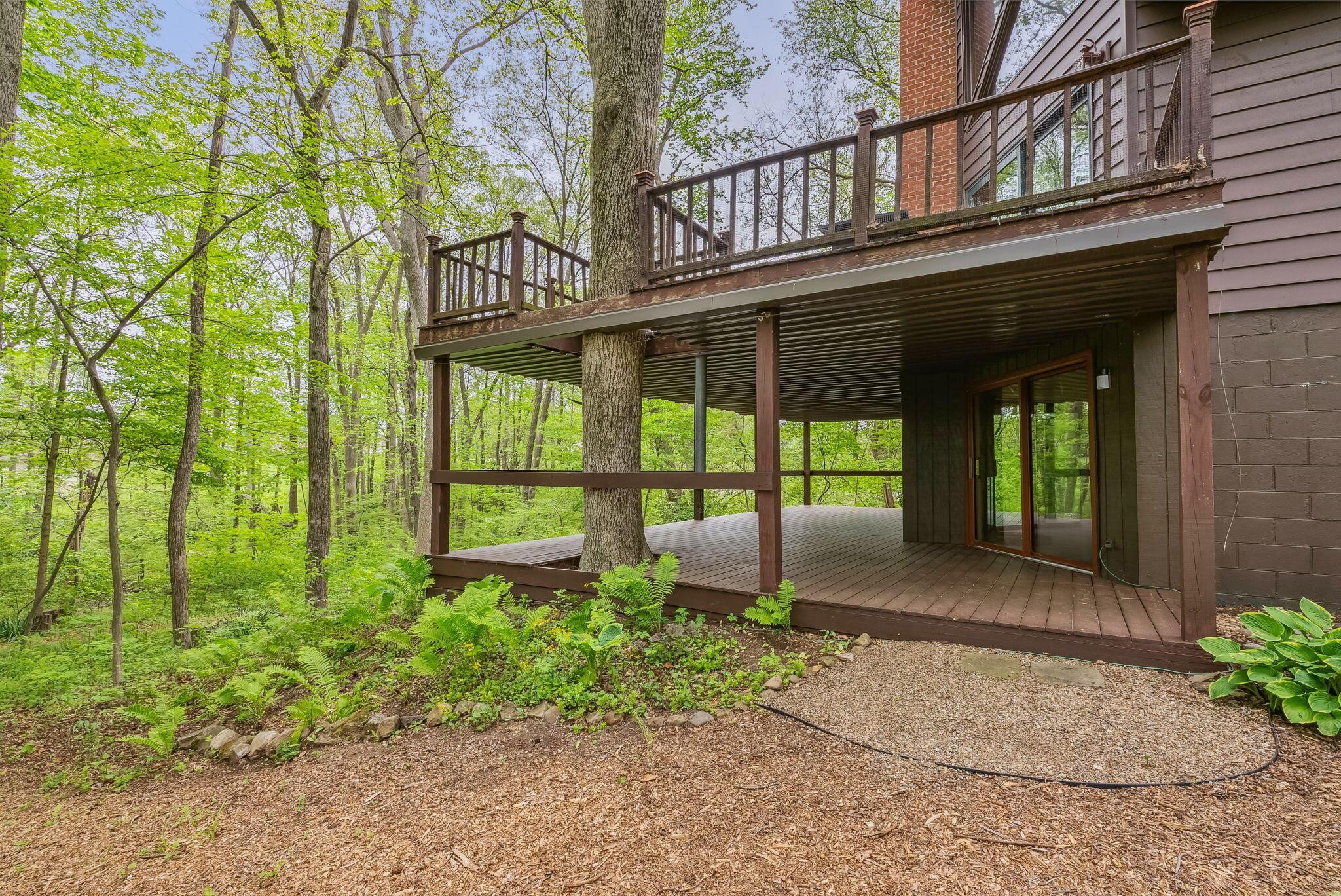 8641 Porter Central Road