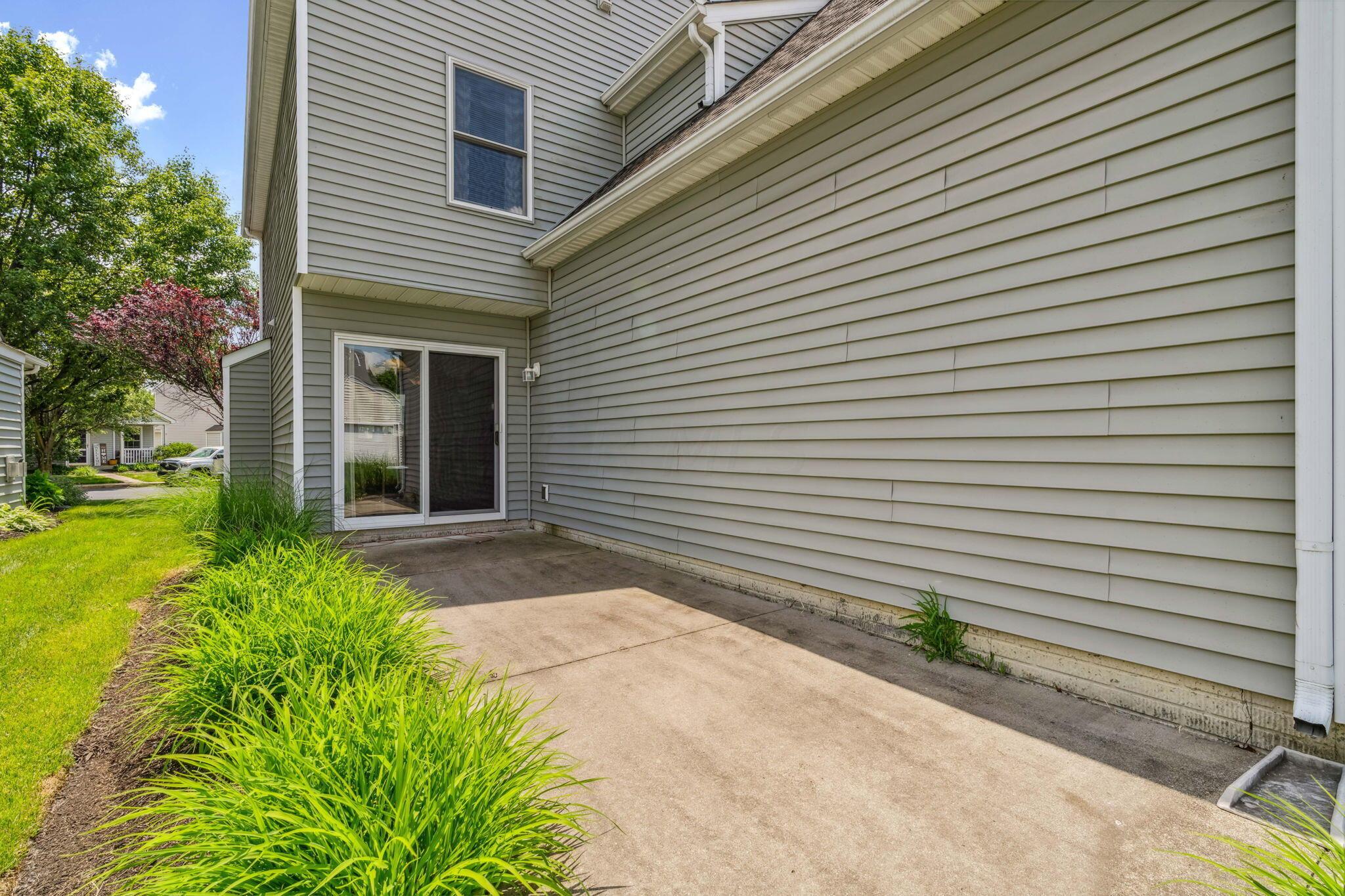 7818 Candytuft Street, 332