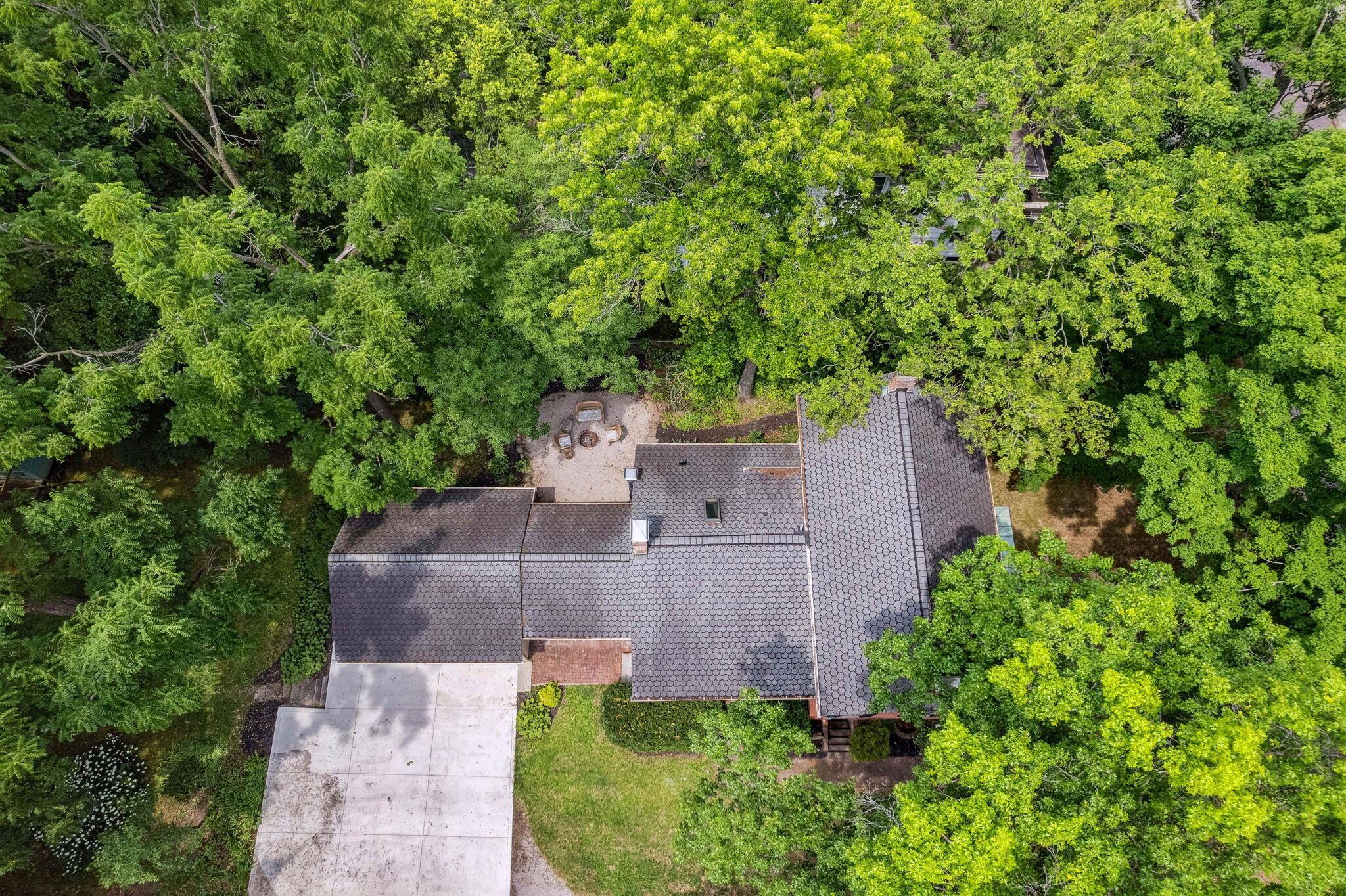 31 W Plum Street
