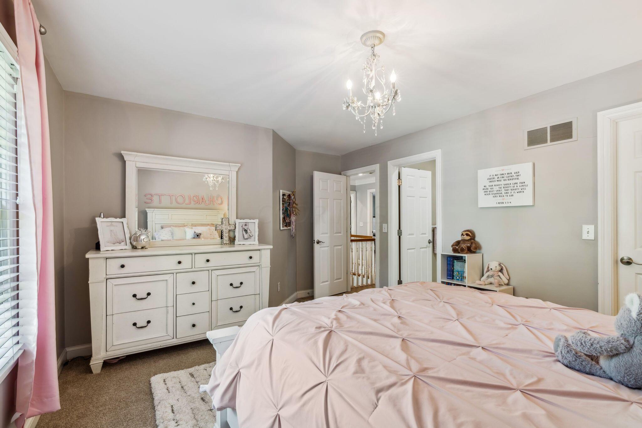 3574 Head Of Pond Road