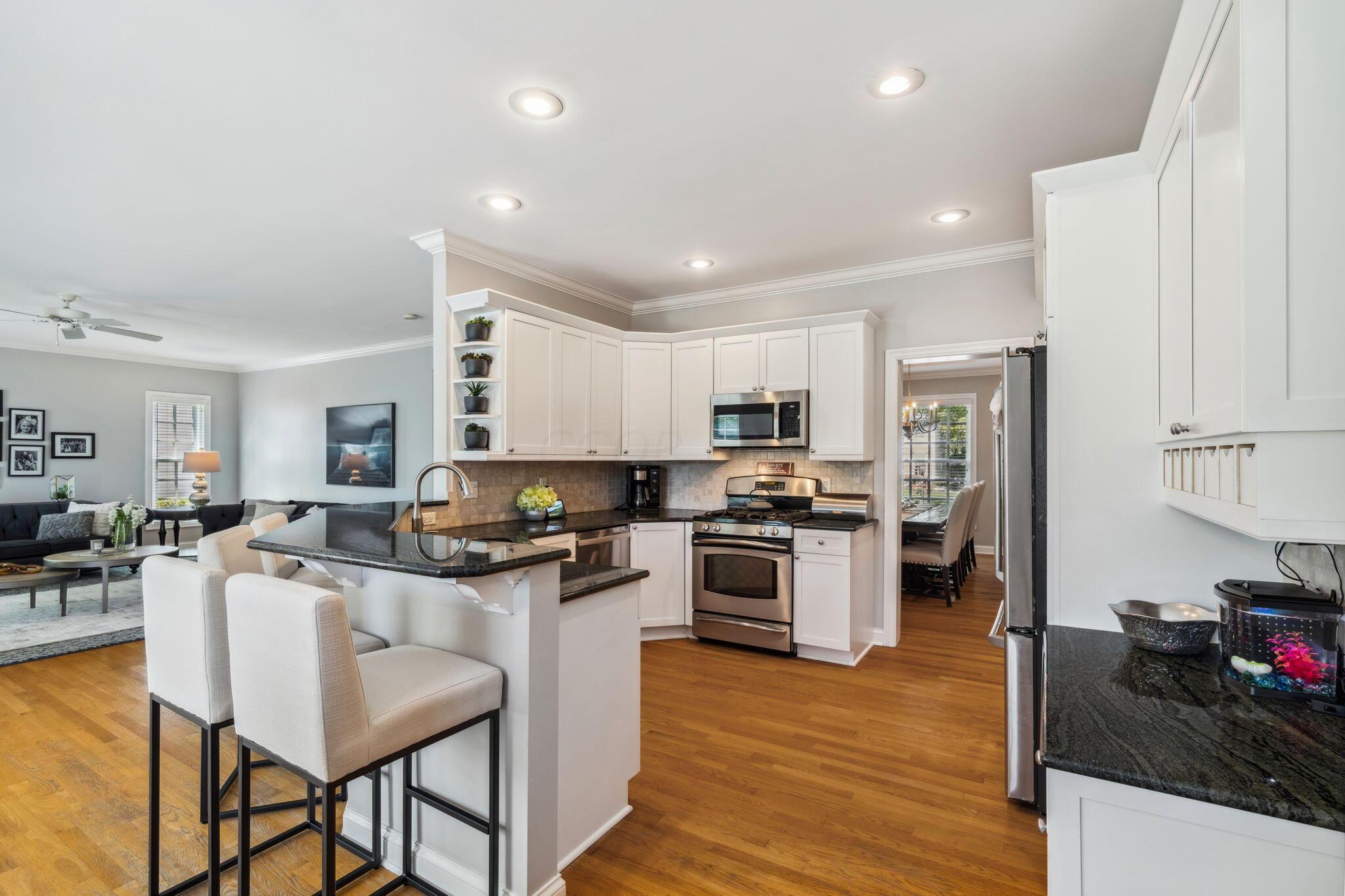 3574 Head Of Pond Road