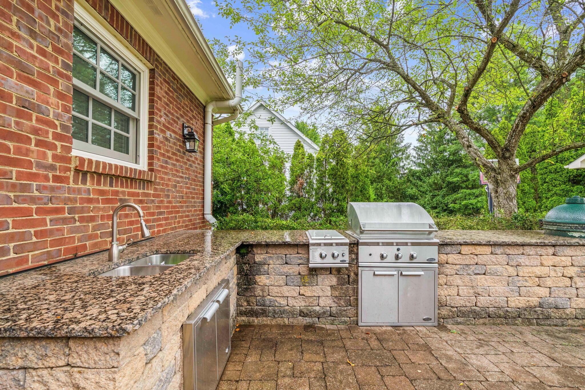 3574 Head Of Pond Road