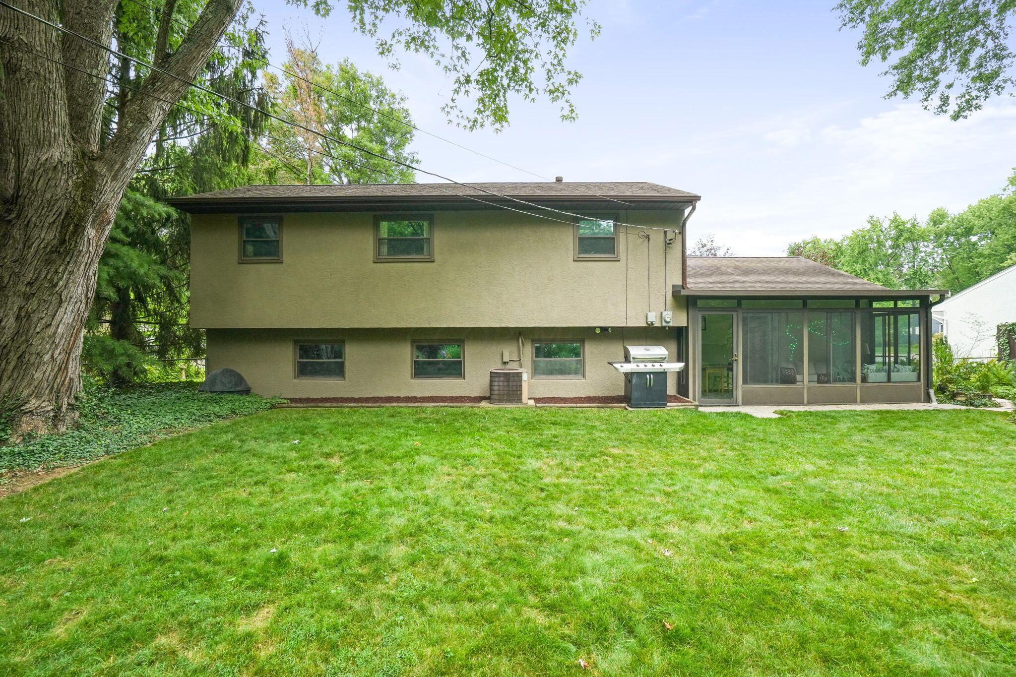 695 Rebecca Avenue