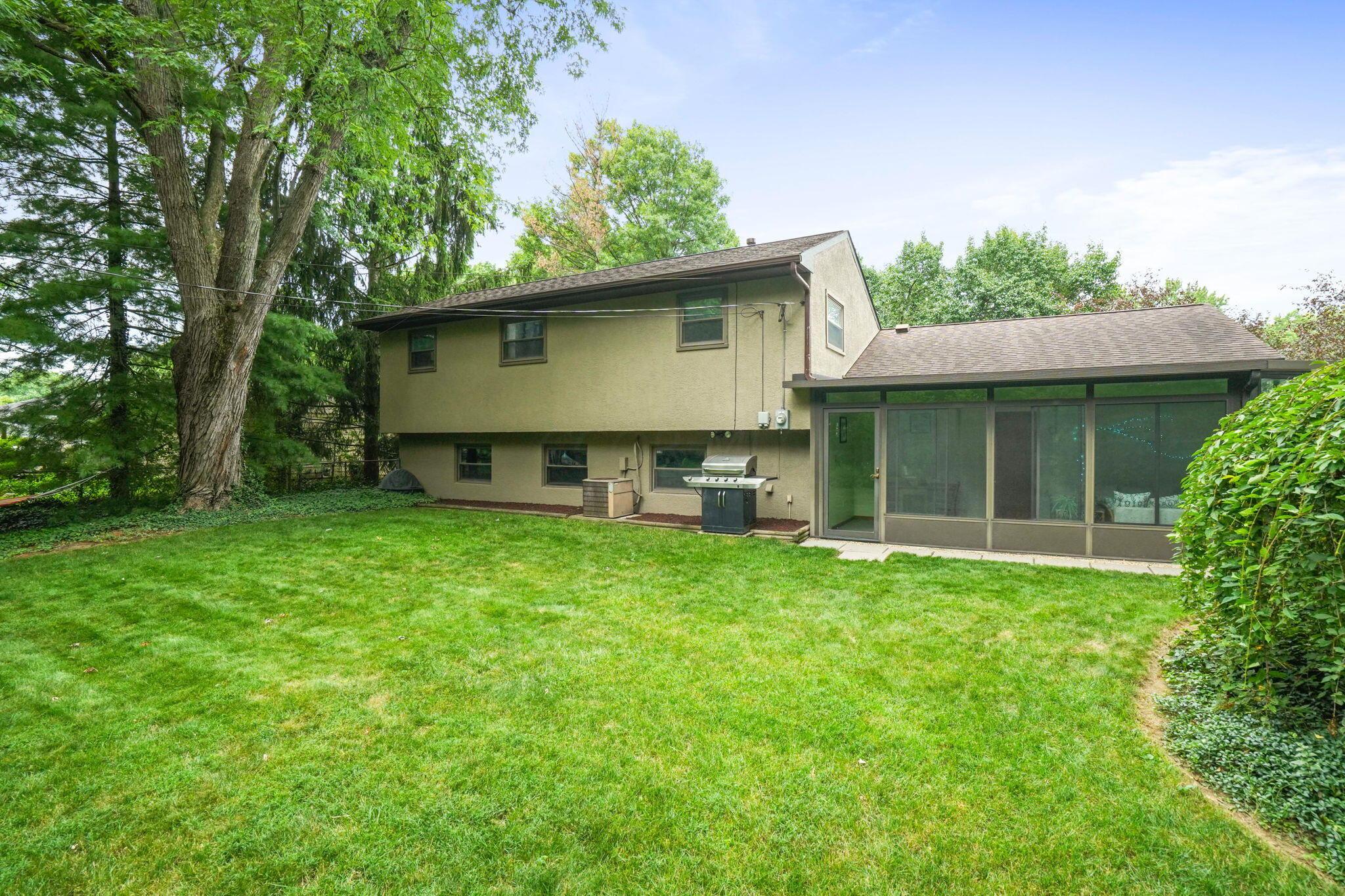 695 Rebecca Avenue