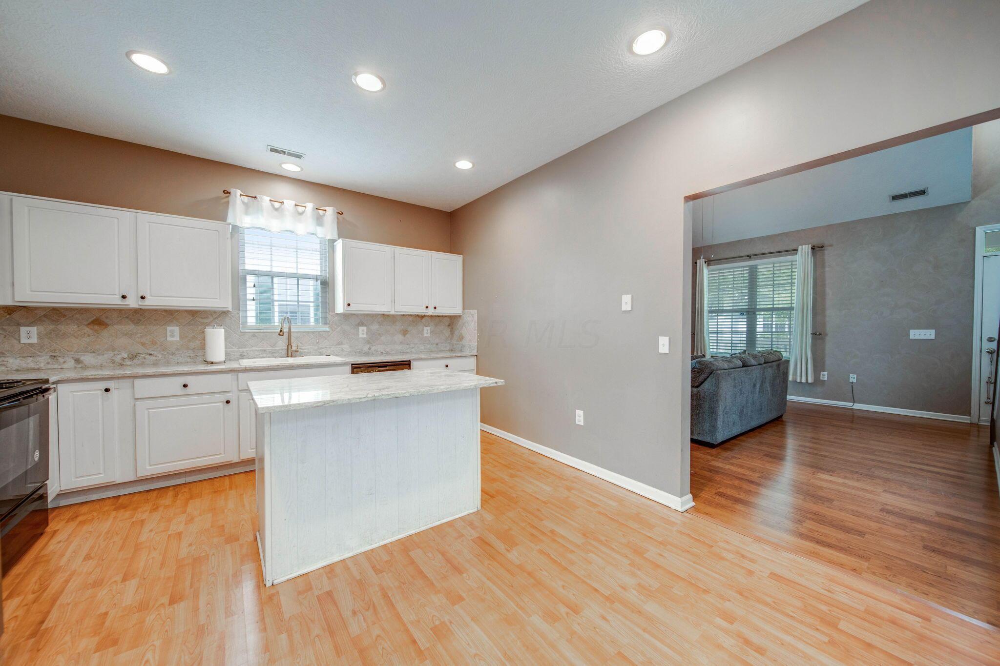 4048 Peregrine Pass Drive