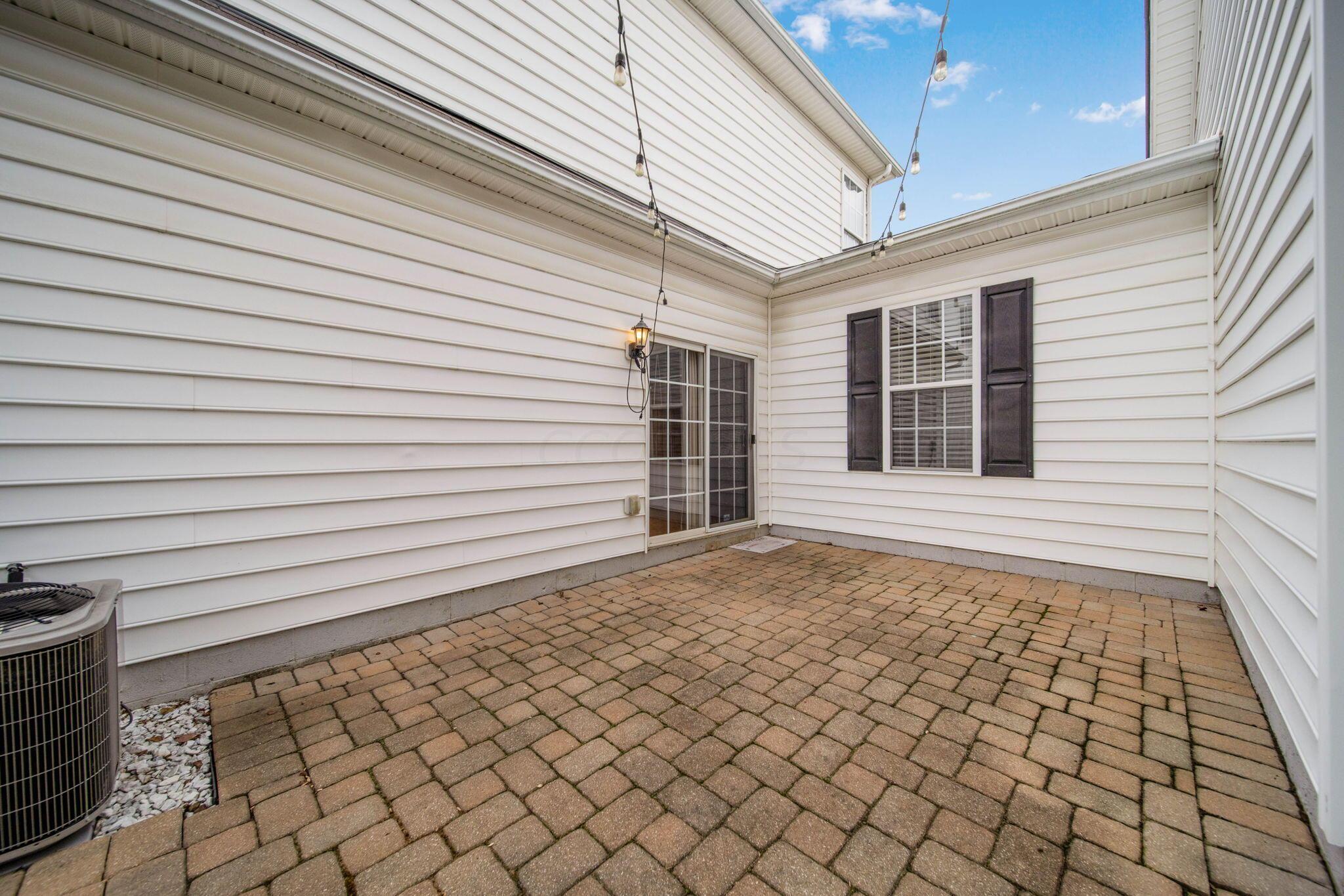 4048 Peregrine Pass Drive