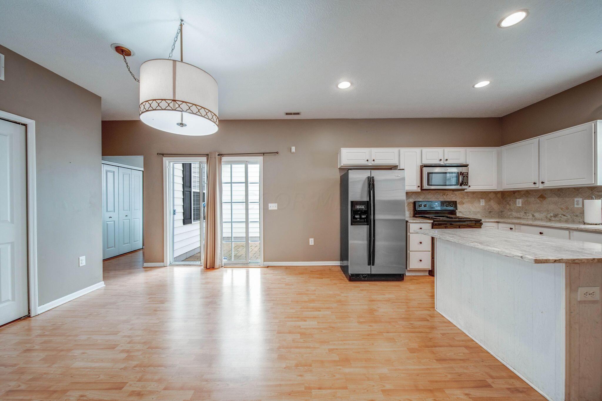 4048 Peregrine Pass Drive