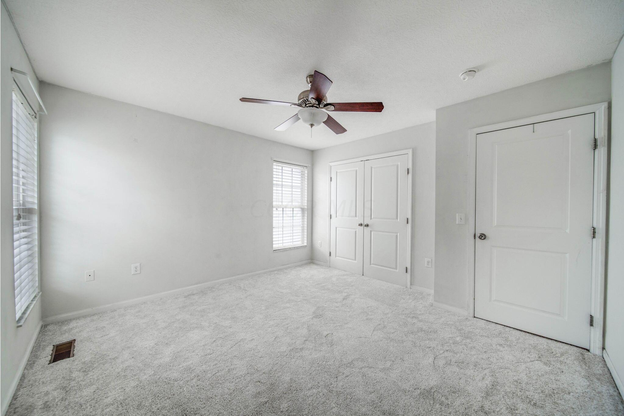 4048 Peregrine Pass Drive