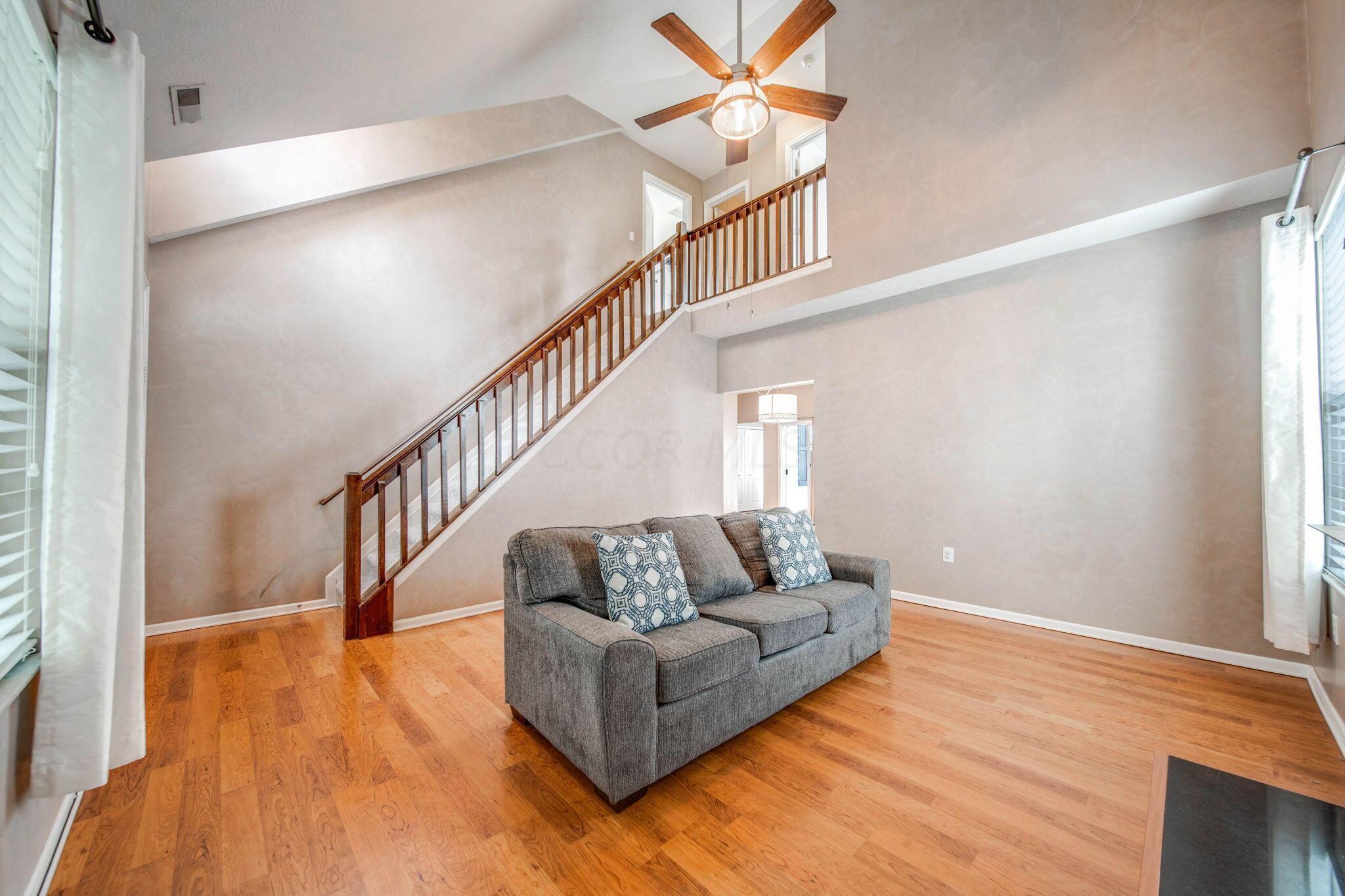 4048 Peregrine Pass Drive