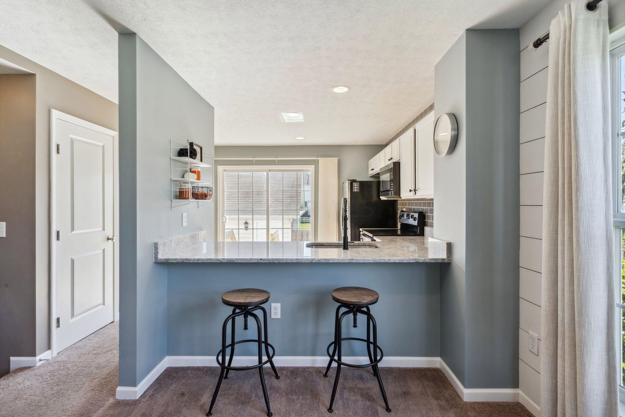 6237 Needletail Road, 32