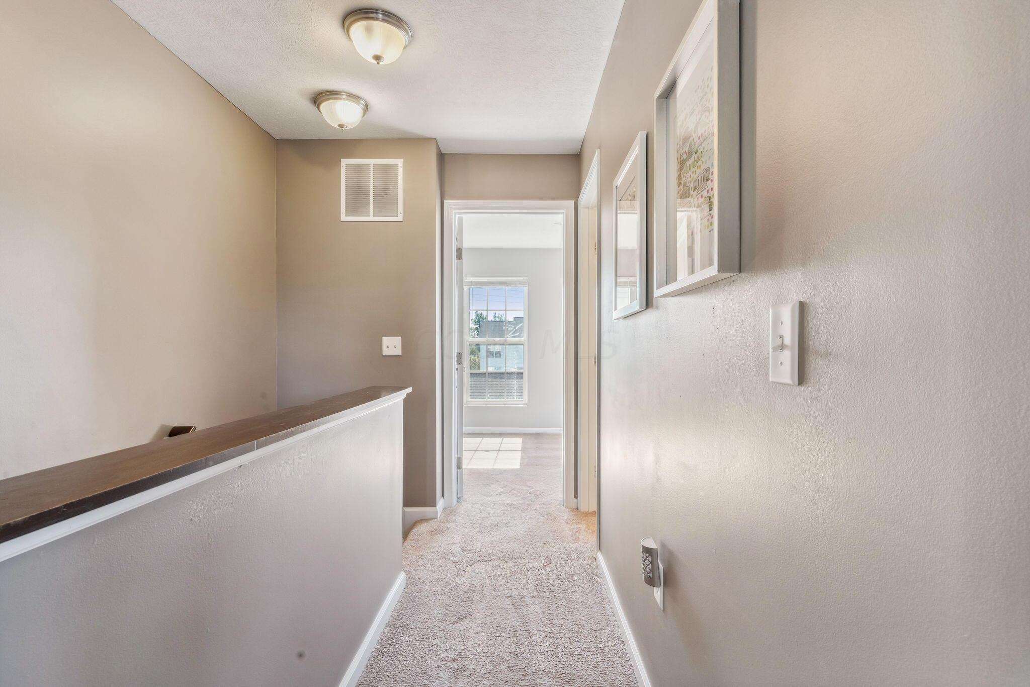 6237 Needletail Road, 32