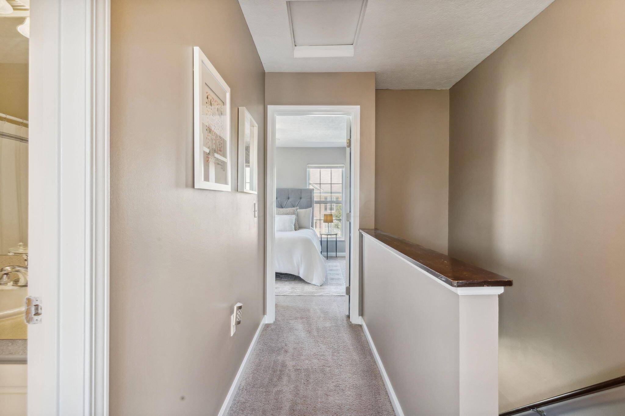 6237 Needletail Road, 32
