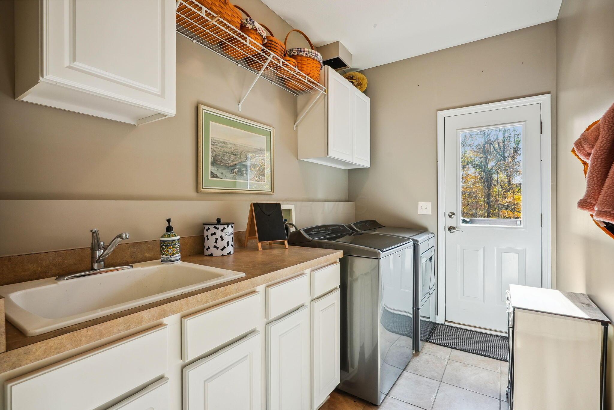 5664 Harrow Glen Court