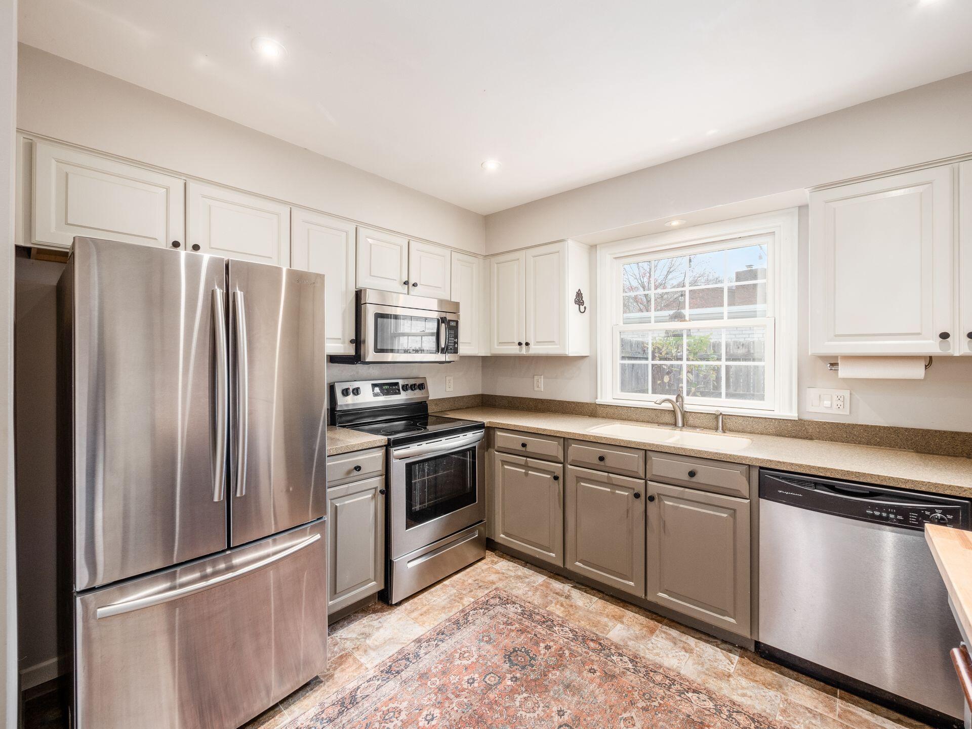 2862 Chateau Circle, 99