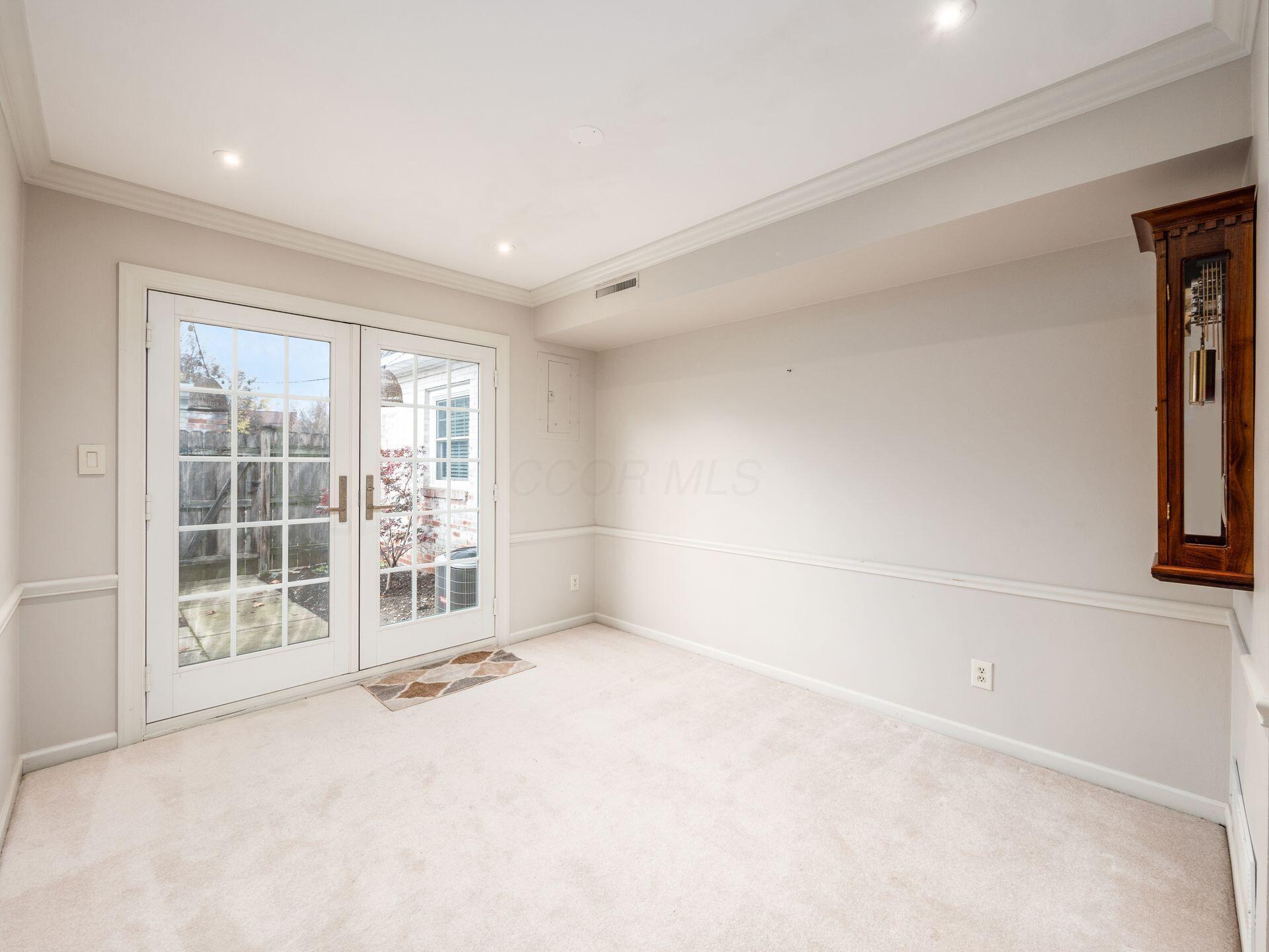 2862 Chateau Circle, 99