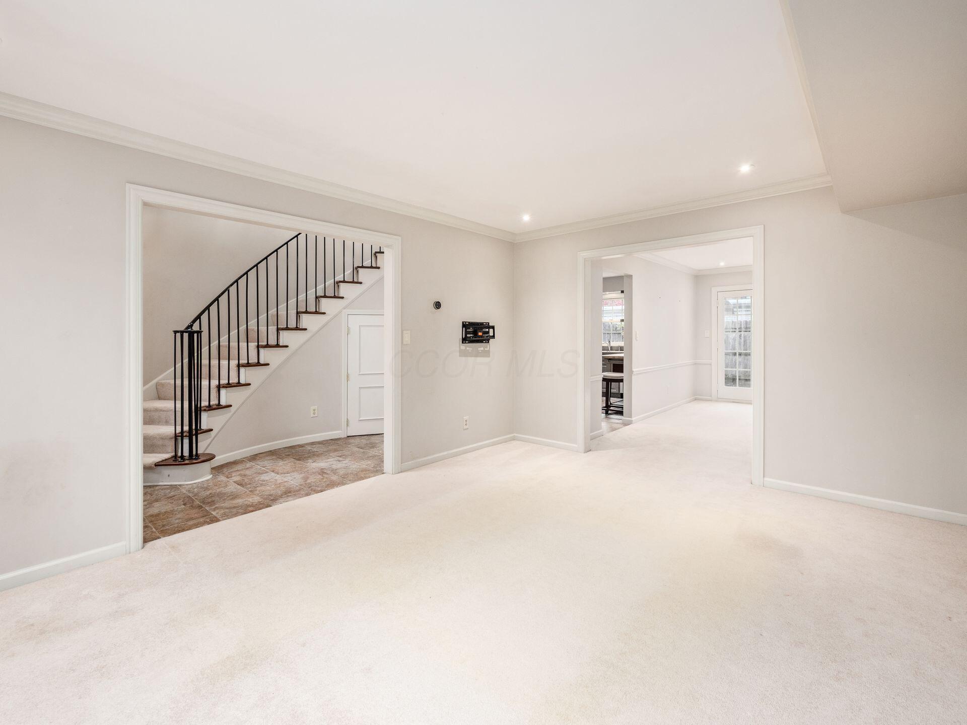 2862 Chateau Circle, 99