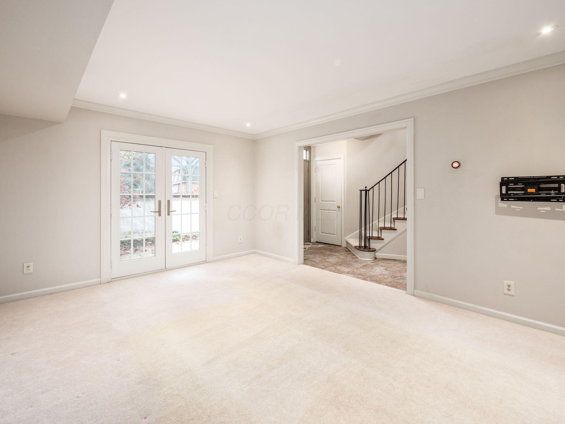 2862 Chateau Circle, 99