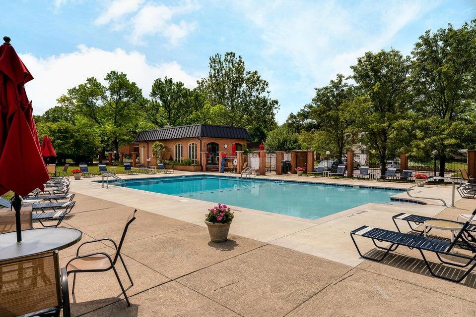 2862 Chateau Circle, 99