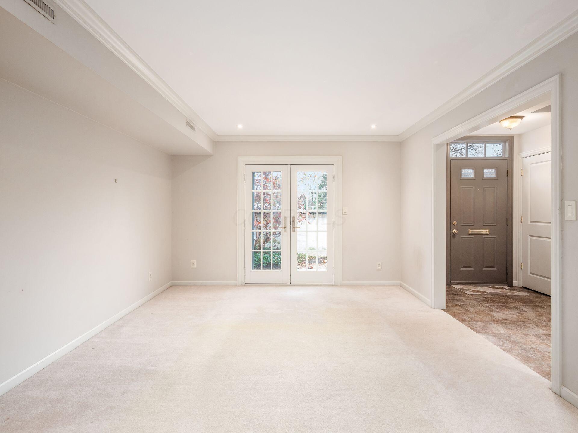 2862 Chateau Circle, 99