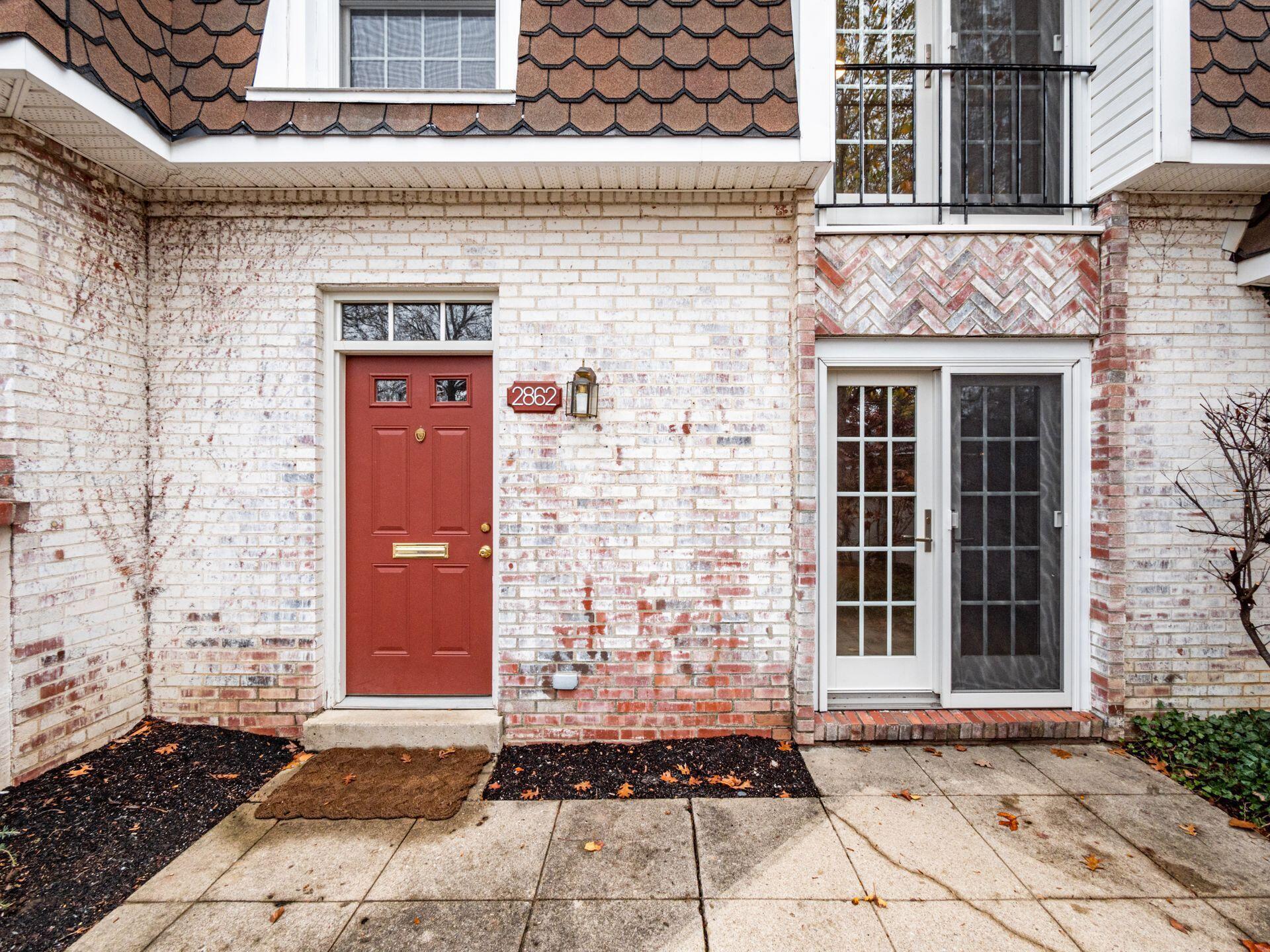 2862 Chateau Circle, 99