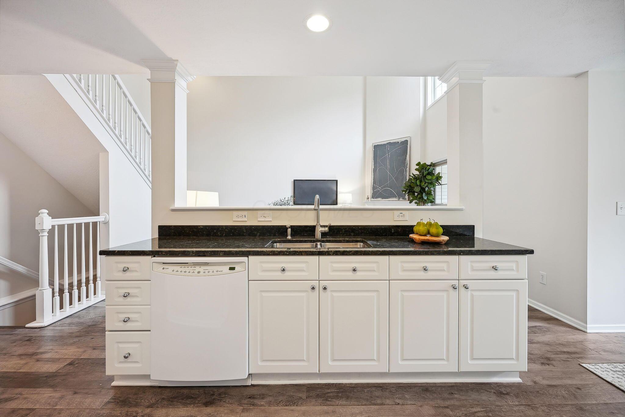 1231 Sanctuary Place, 31