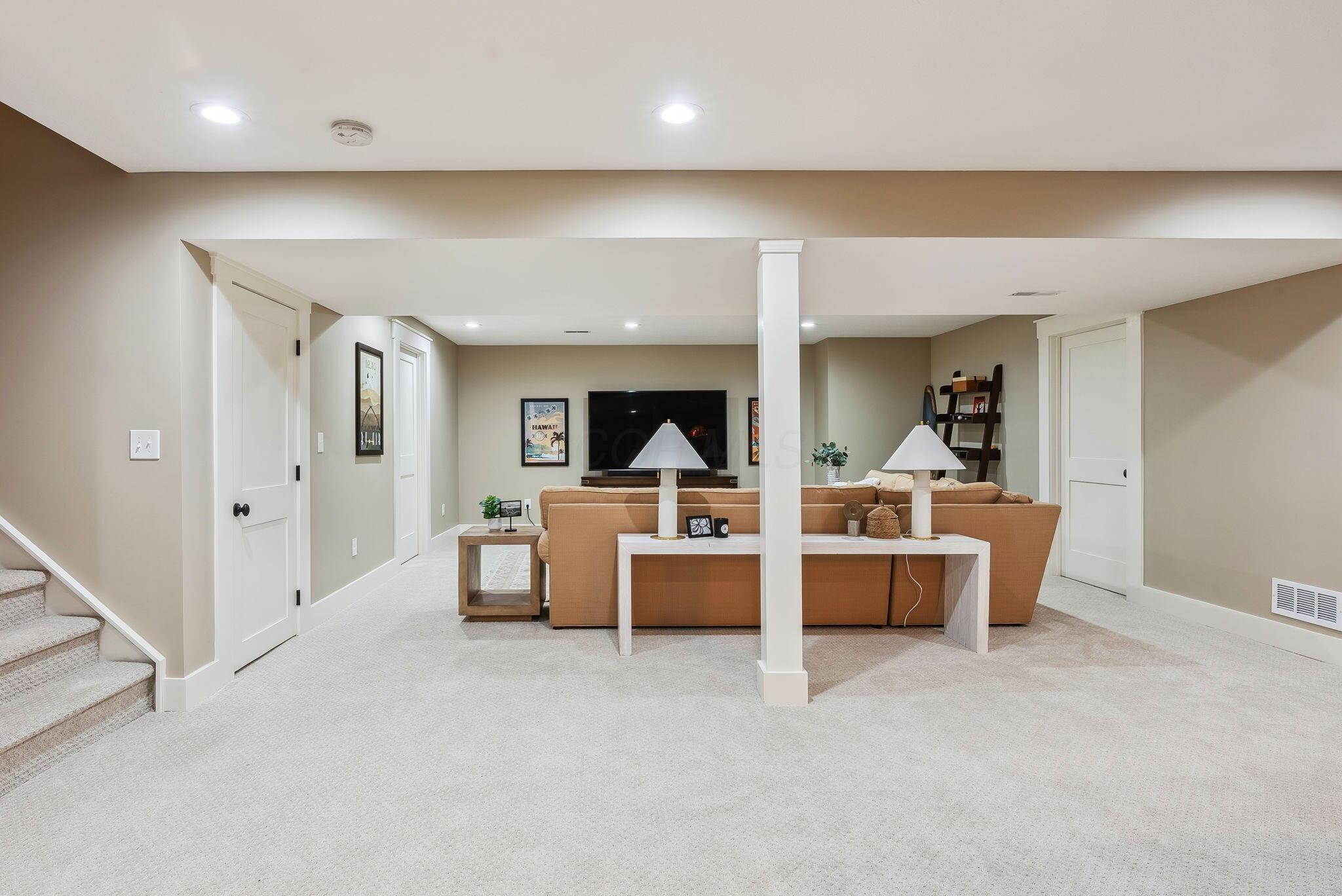 5659 Evans Farm Drive