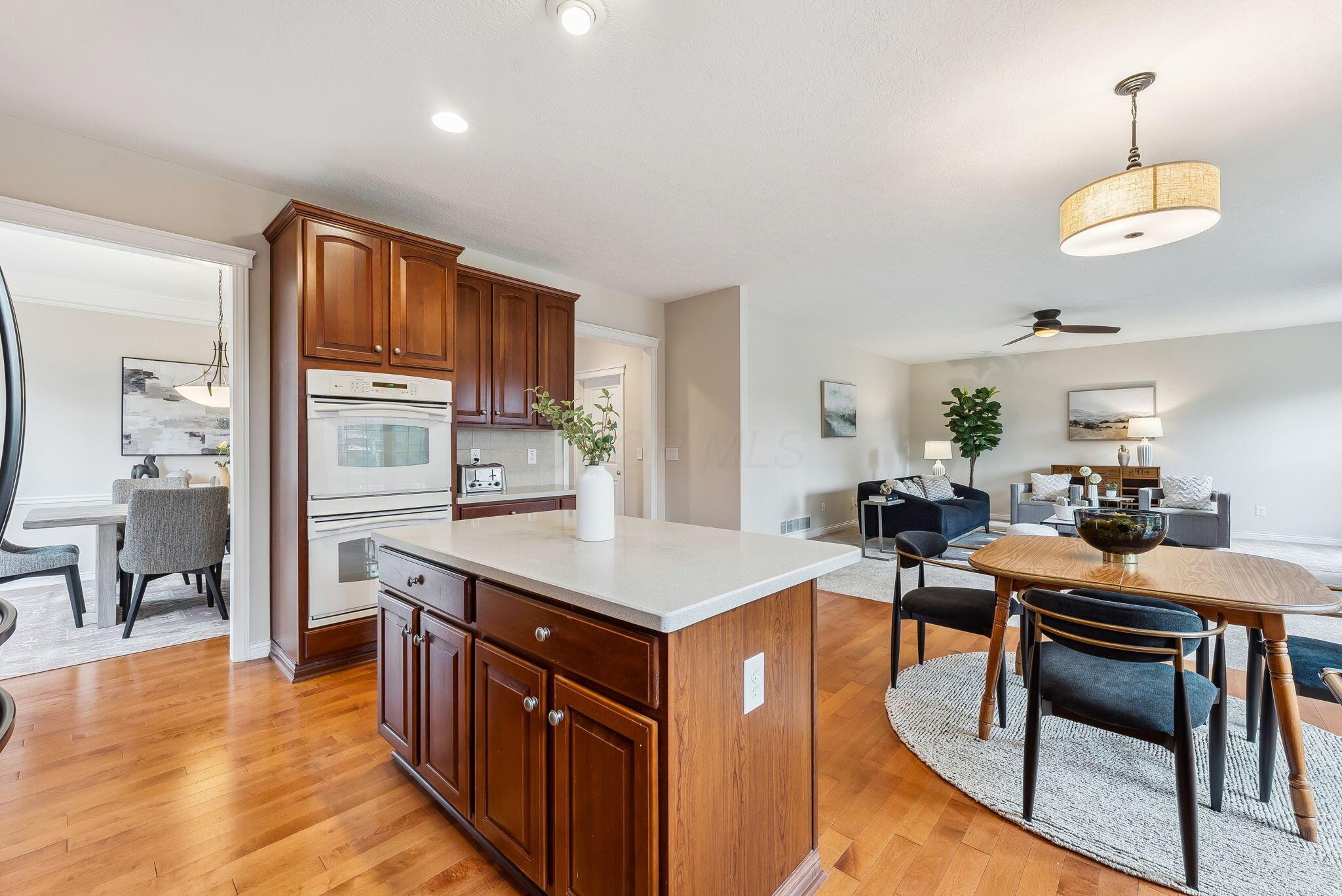 7208 Upper Clarenton Drive S