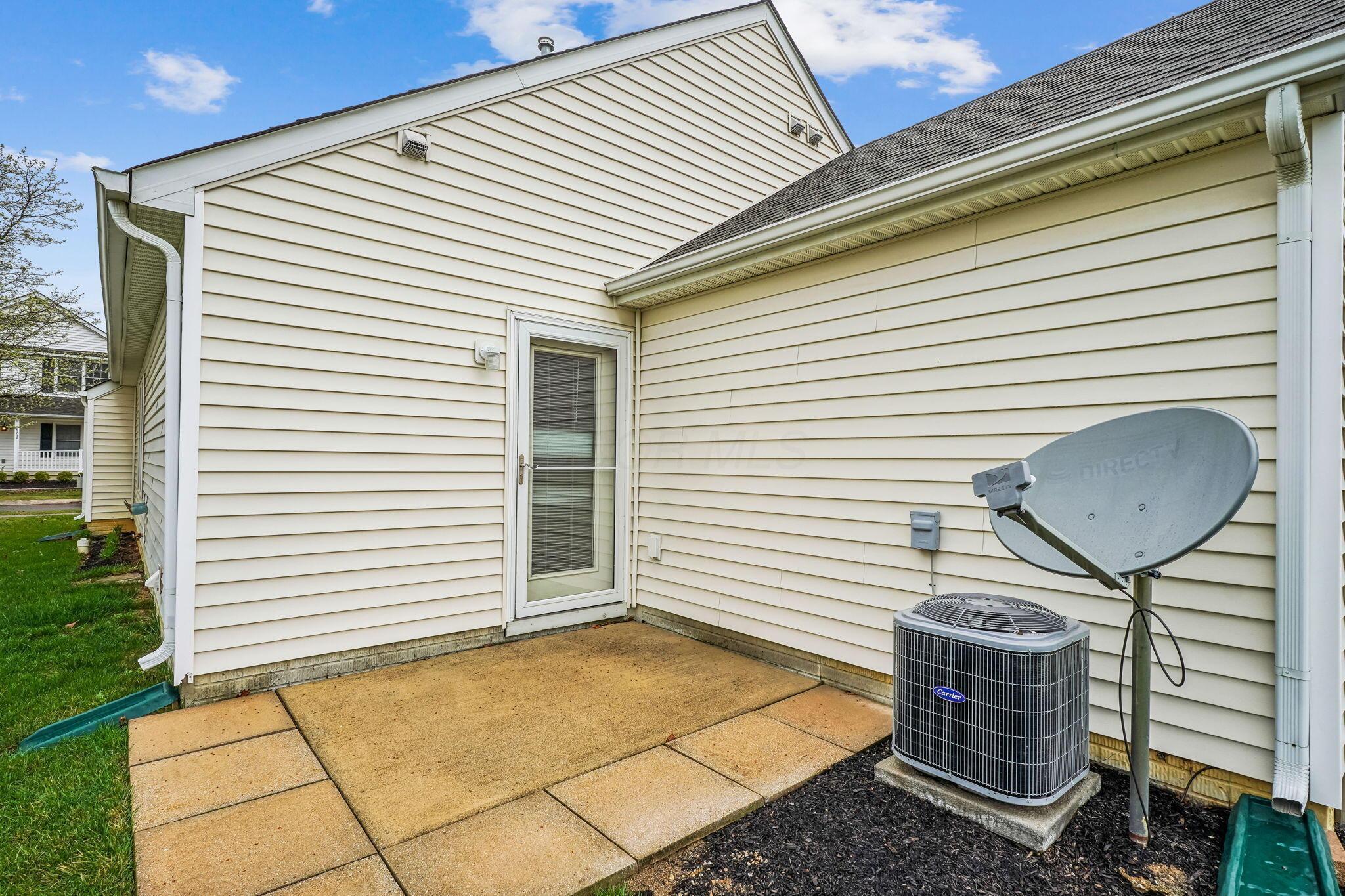 8740 Arrowtip Lane