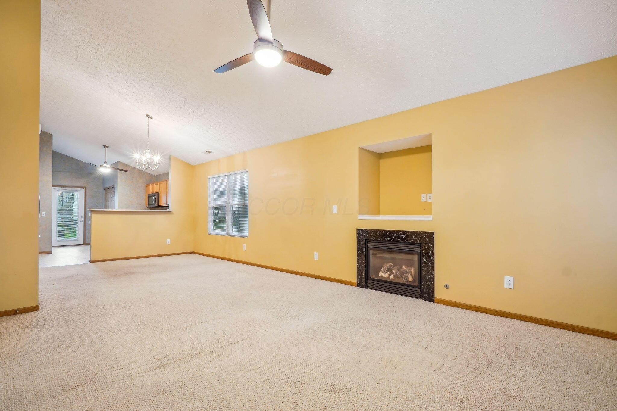 8740 Arrowtip Lane
