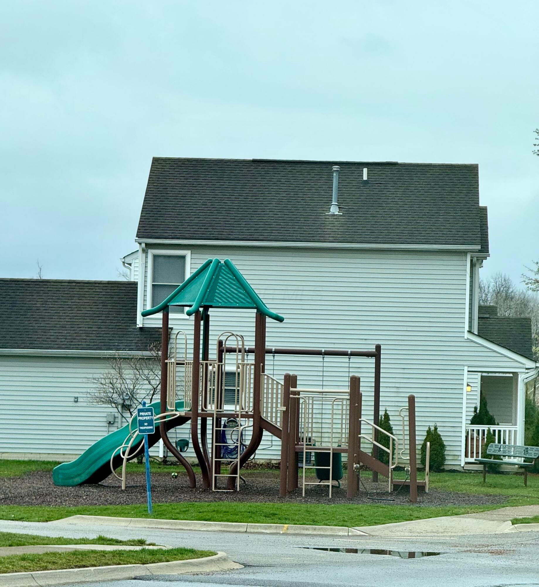 8740 Arrowtip Lane