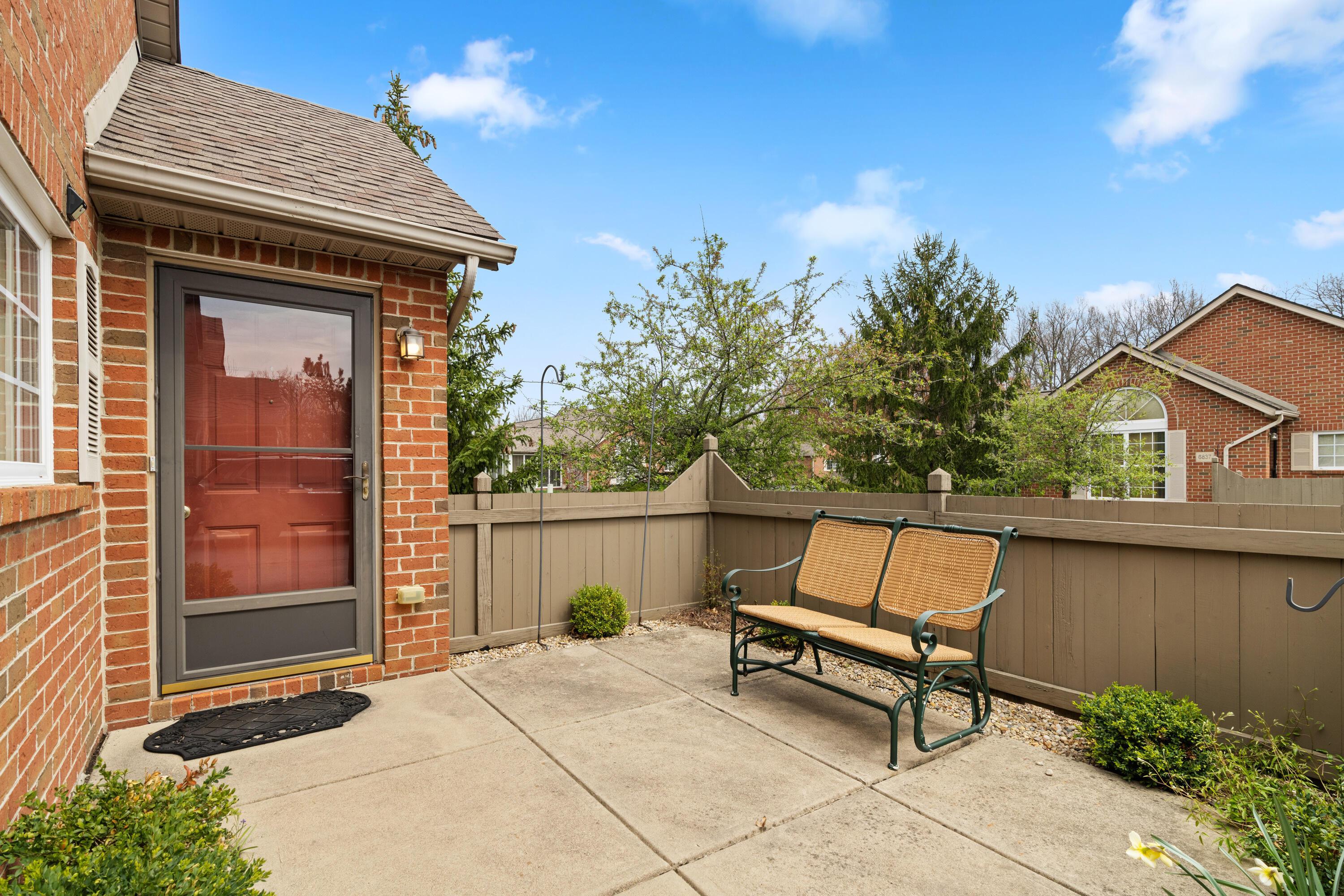 6831 Ridge Rock Drive