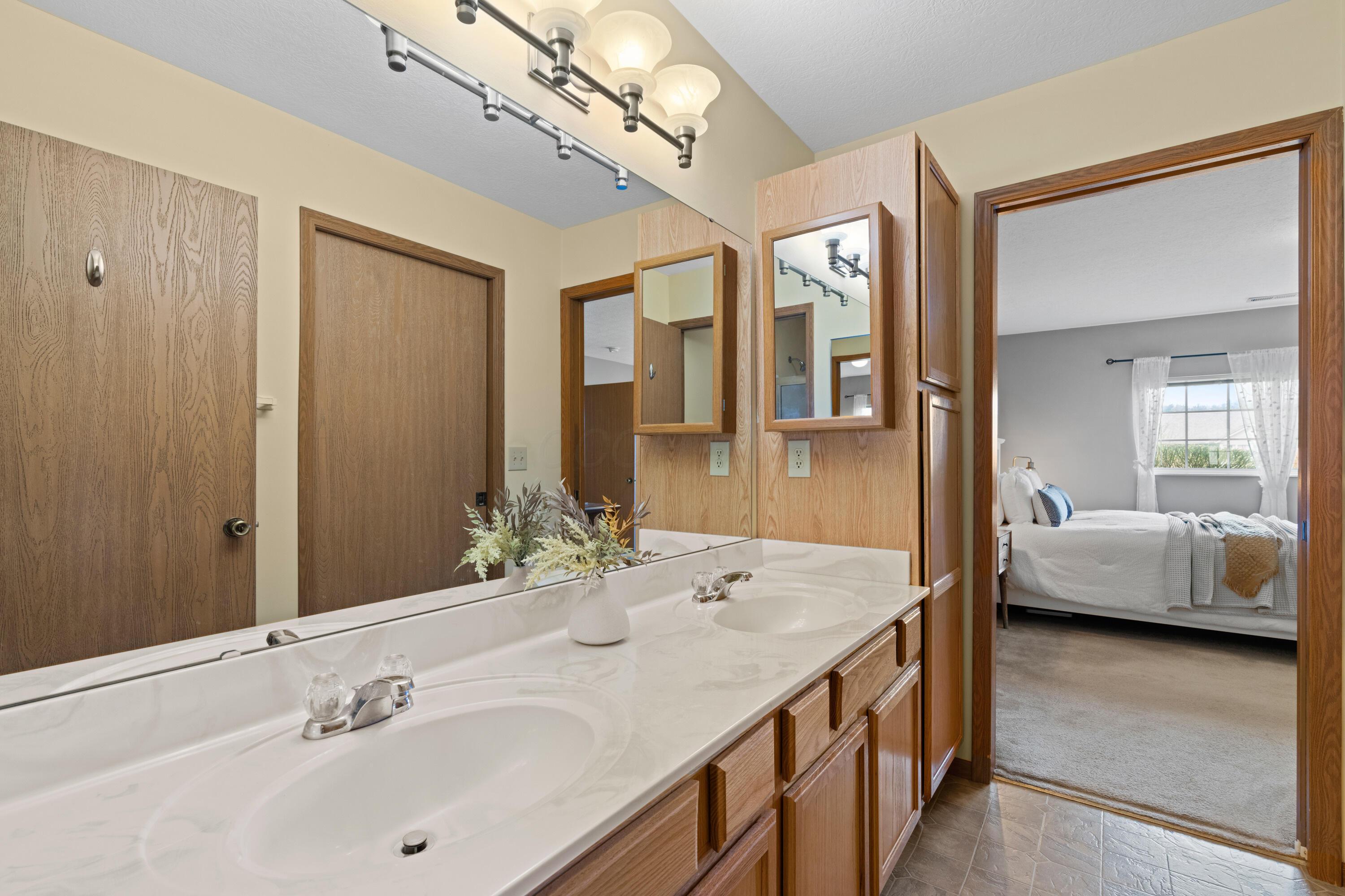 6831 Ridge Rock Drive